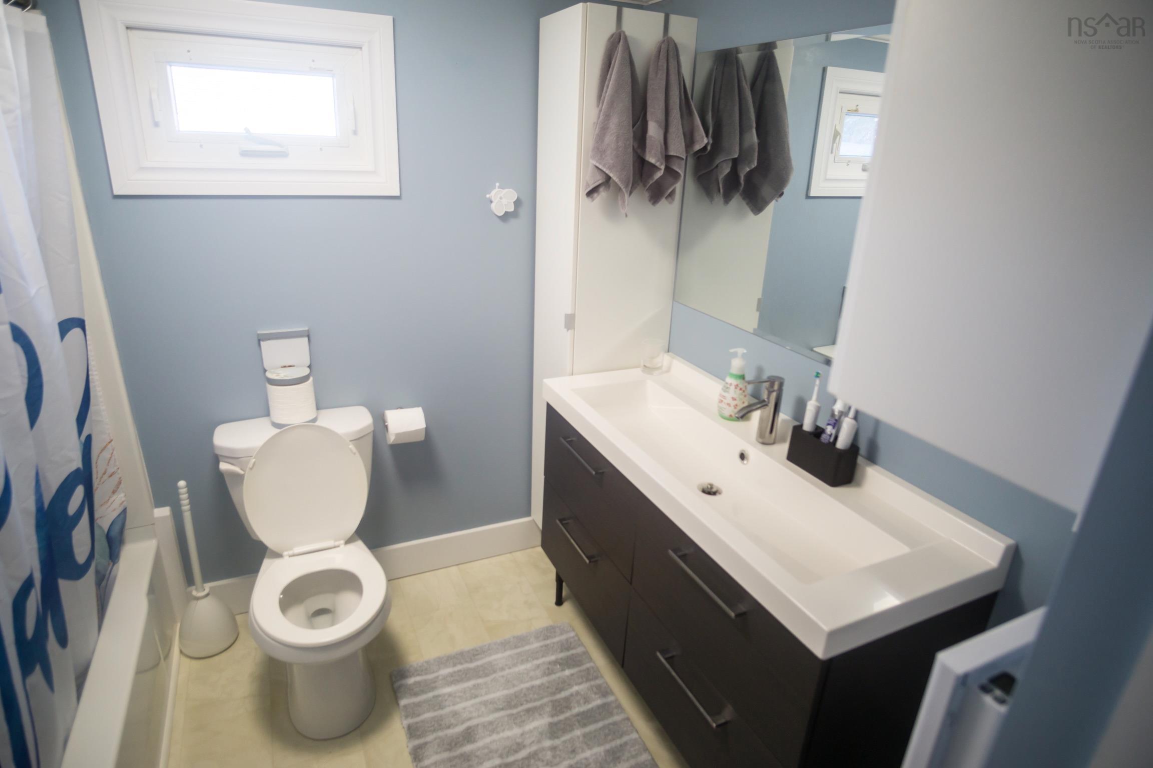 $184,900.00: 22 Sharon Drive, Middle Sackville