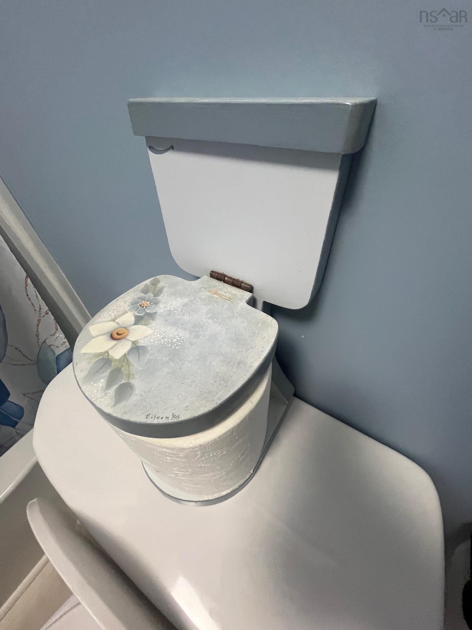 $184,900.00: 22 Sharon Drive, Middle Sackville