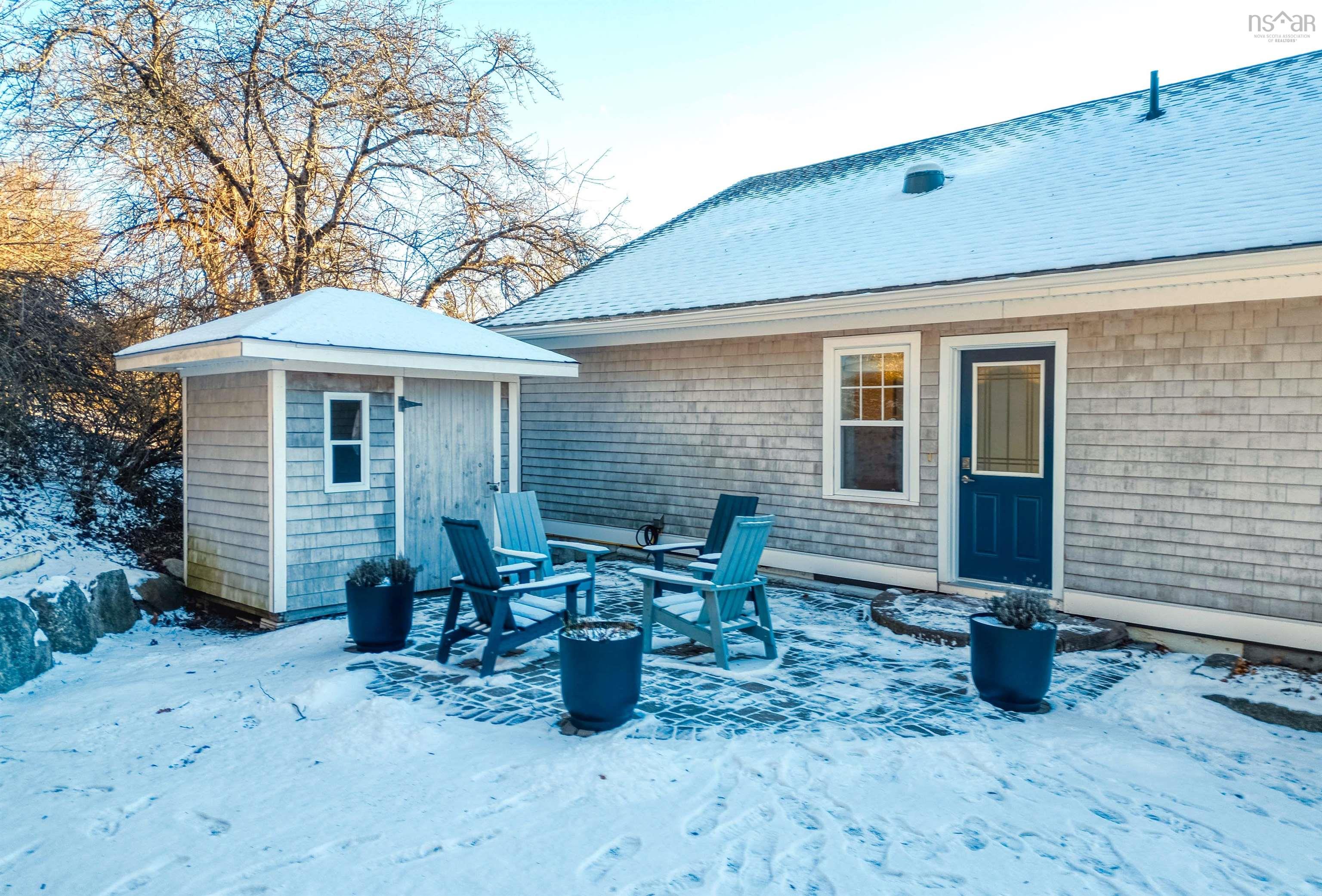 $998,000.00: 243 Pelham Street, Lunenburg