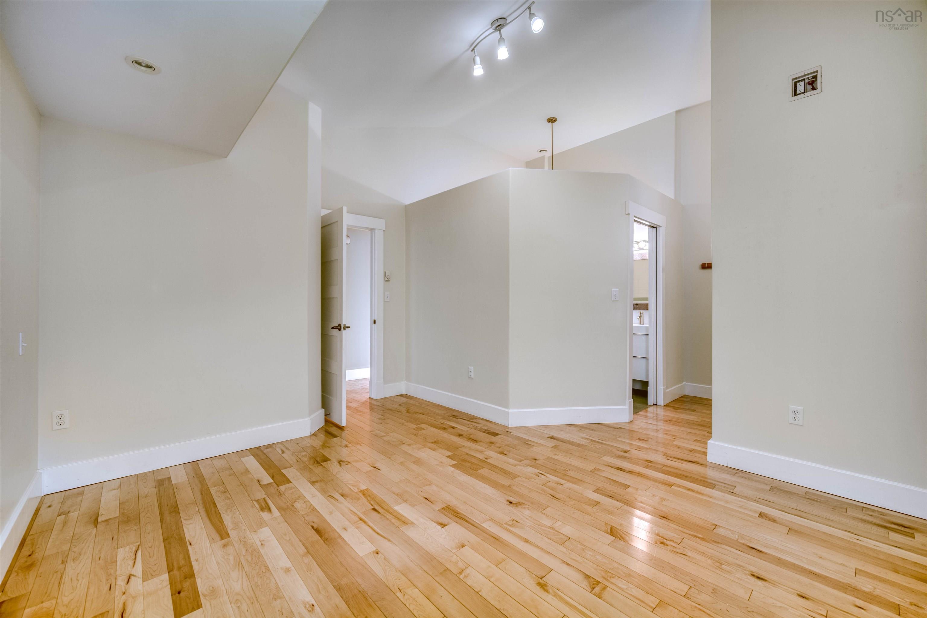 $998,000.00: 243 Pelham Street, Lunenburg