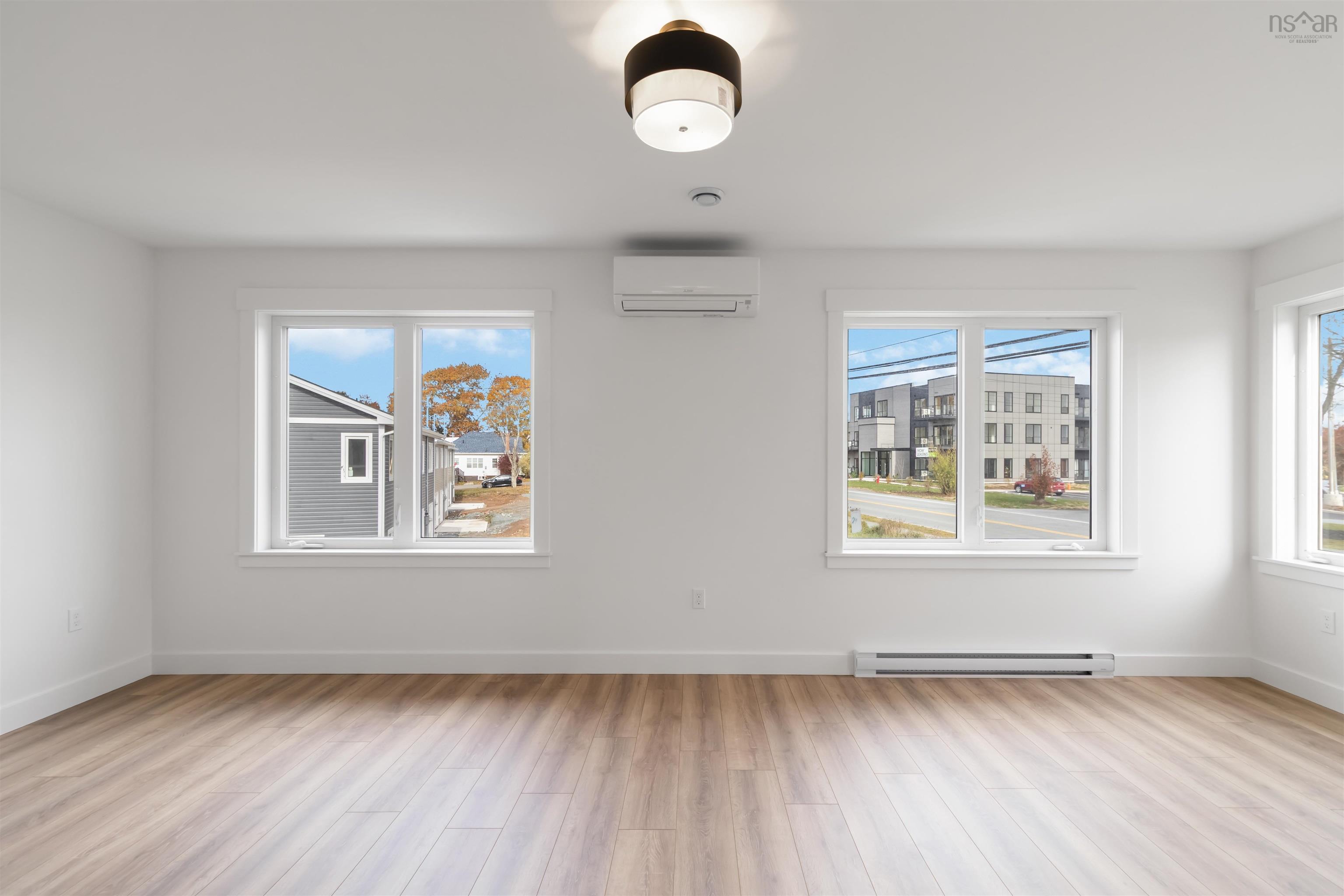 $499,999.00: 2-Unit 2 Sherwood, Enfield