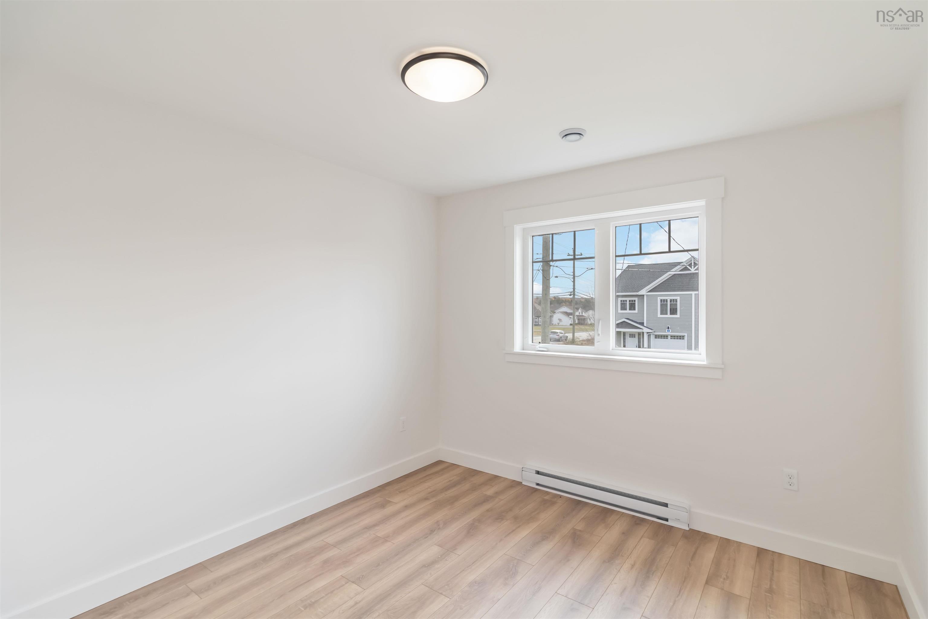 $499,999.00: 2-Unit 2 Sherwood, Enfield