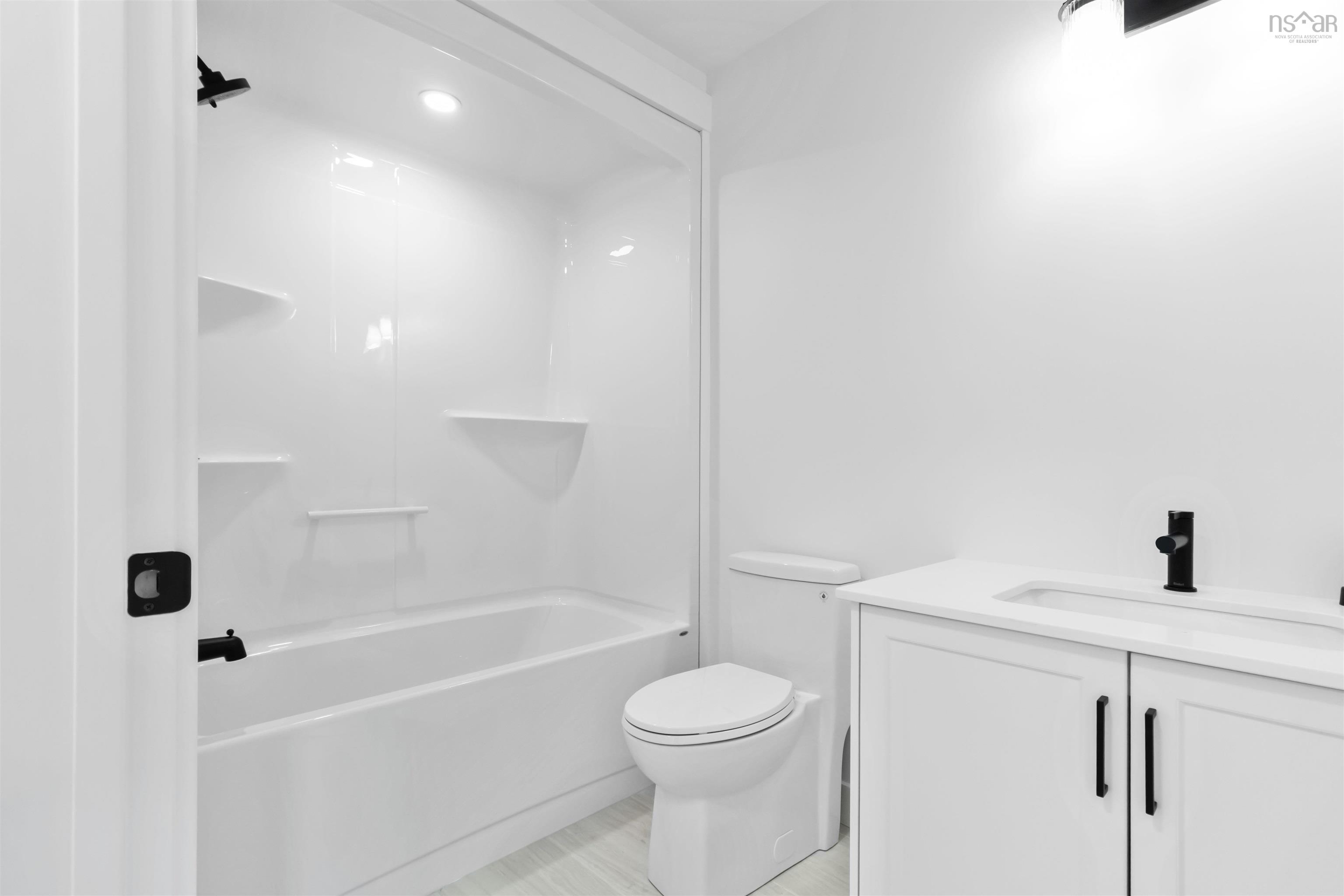 $499,999.00: 2-Unit 2 Sherwood, Enfield