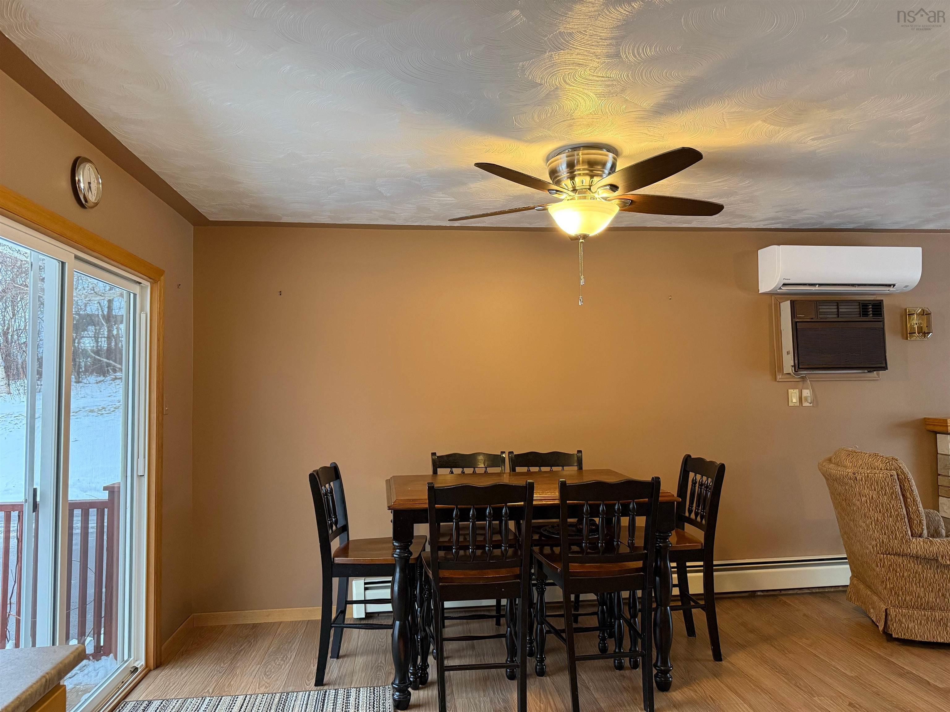 $549,900.00: 5469 Little Harbour Road, Little Harbour