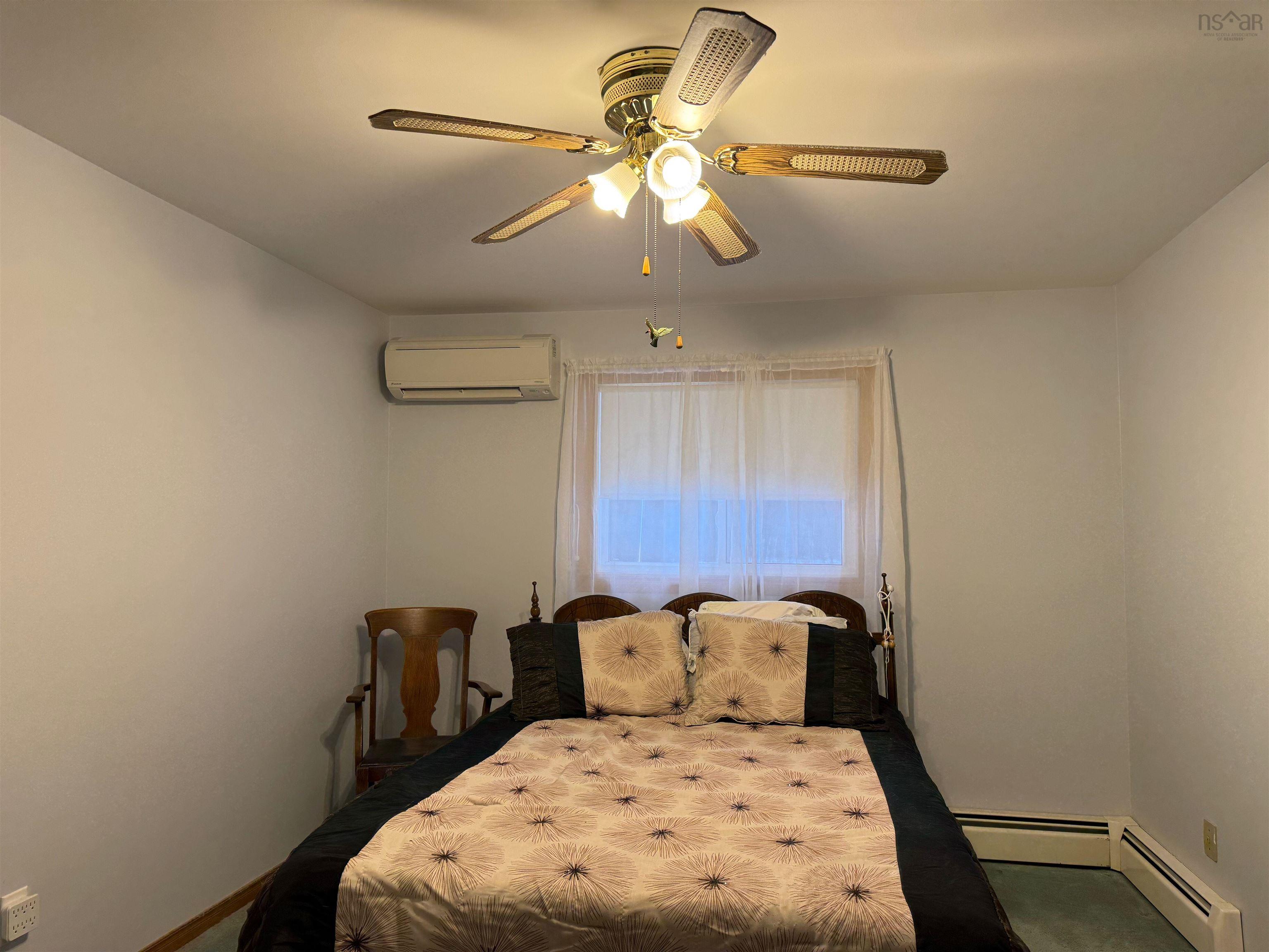 $549,900.00: 5469 Little Harbour Road, Little Harbour