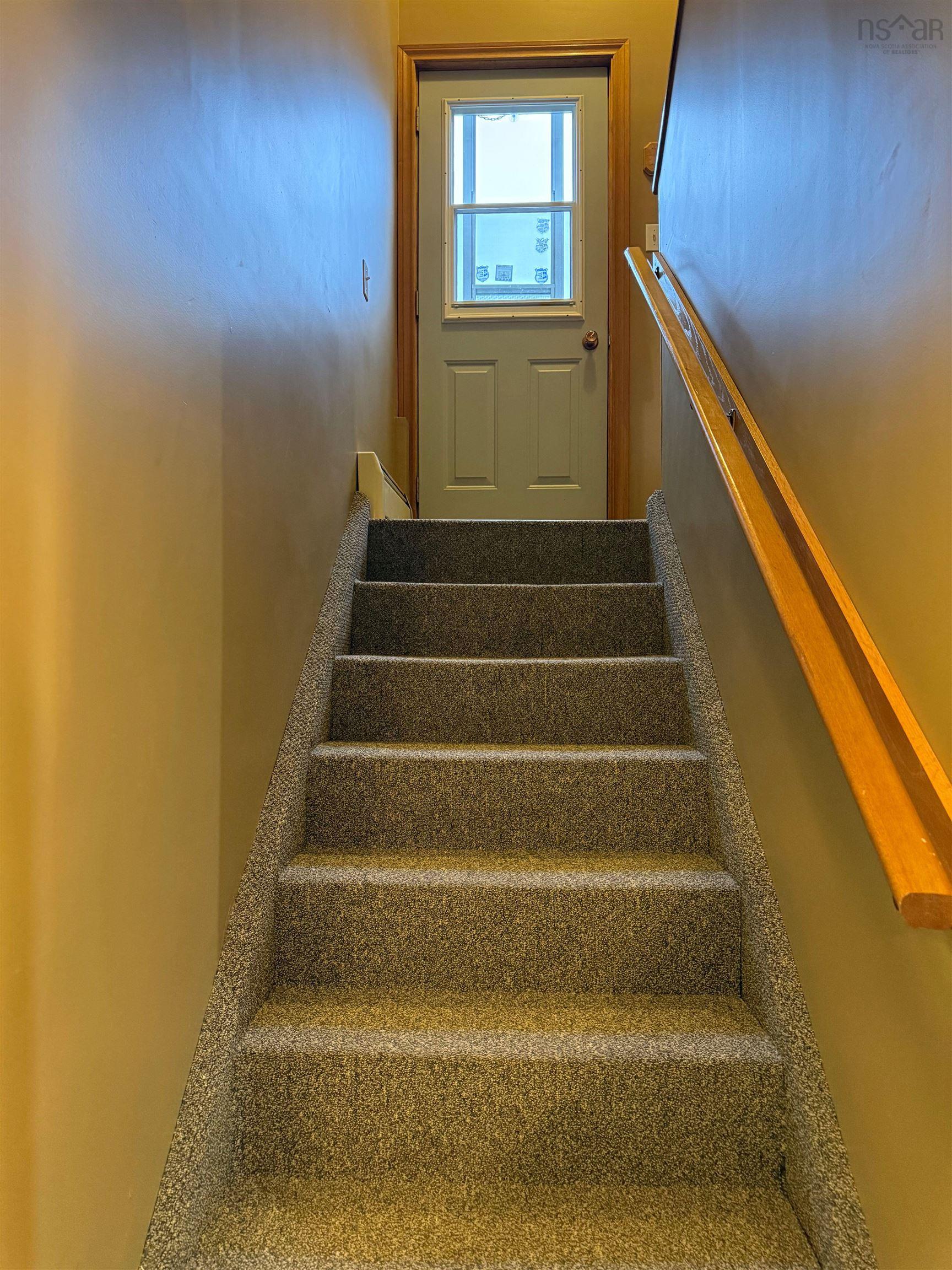 $549,900.00: 5469 Little Harbour Road, Little Harbour