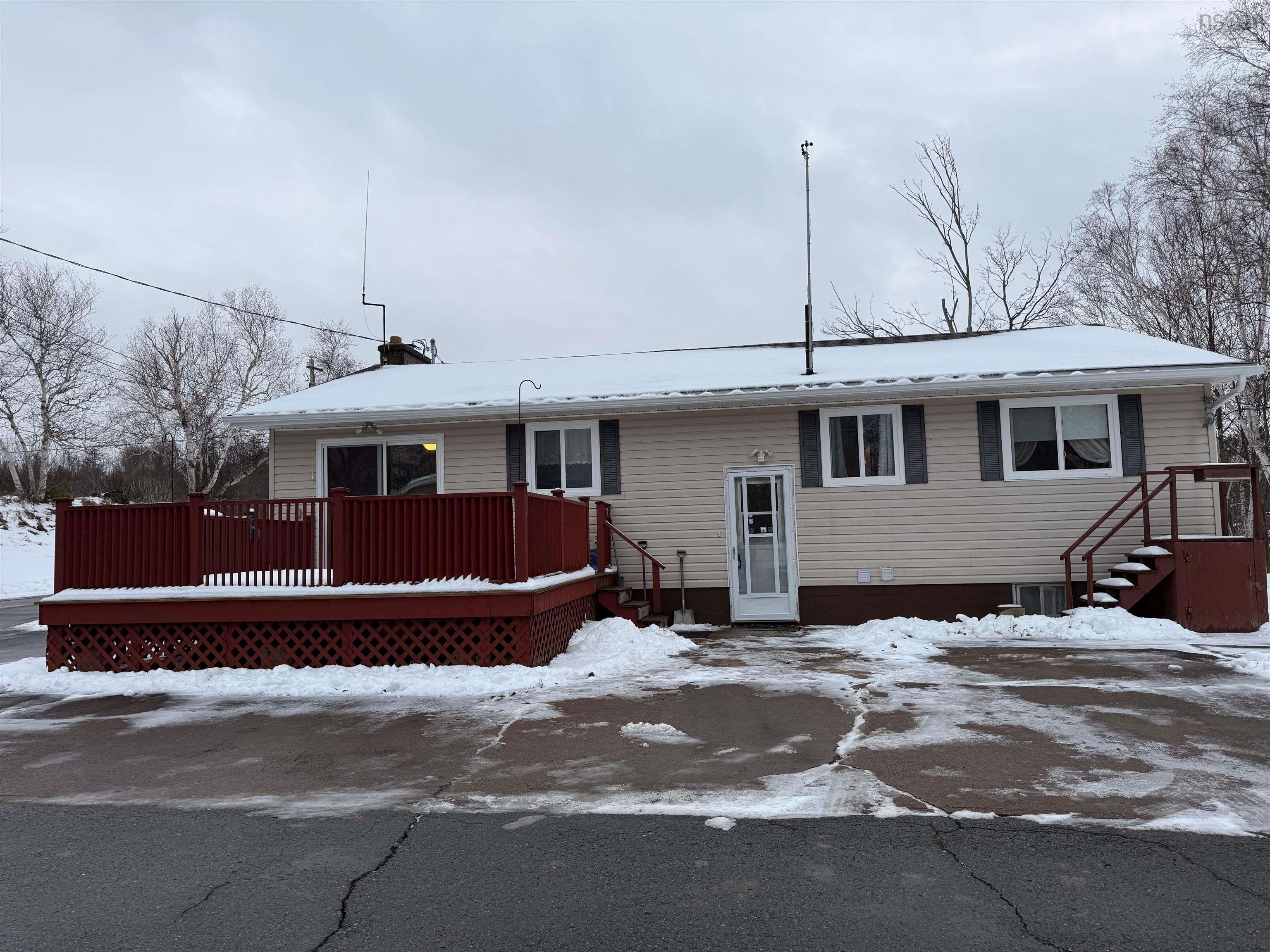 $549,900.00: 5469 Little Harbour Road, Little Harbour