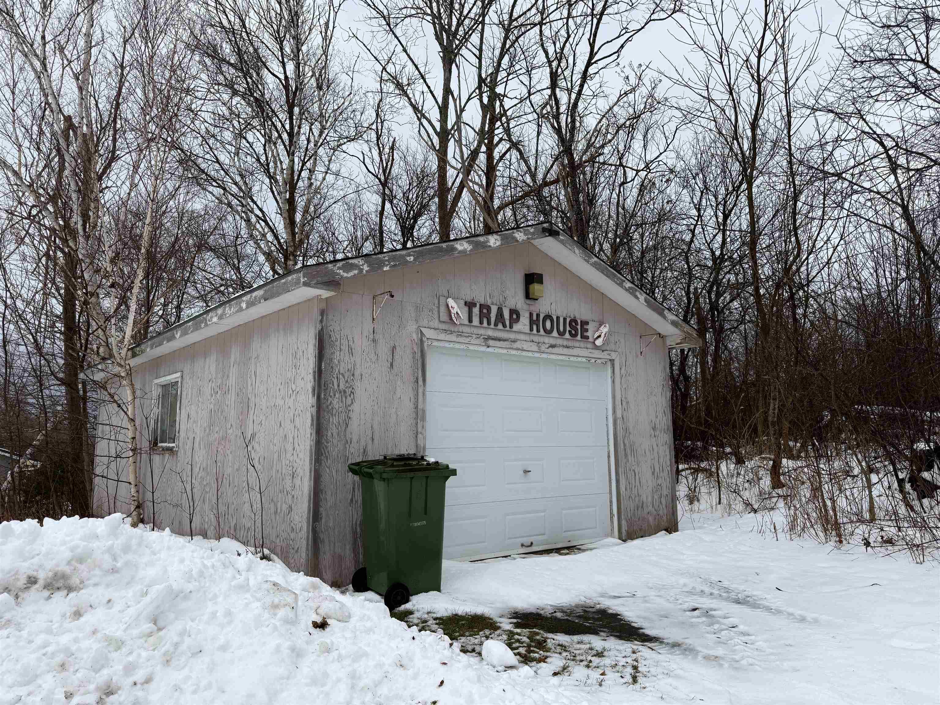 $549,900.00: 5469 Little Harbour Road, Little Harbour