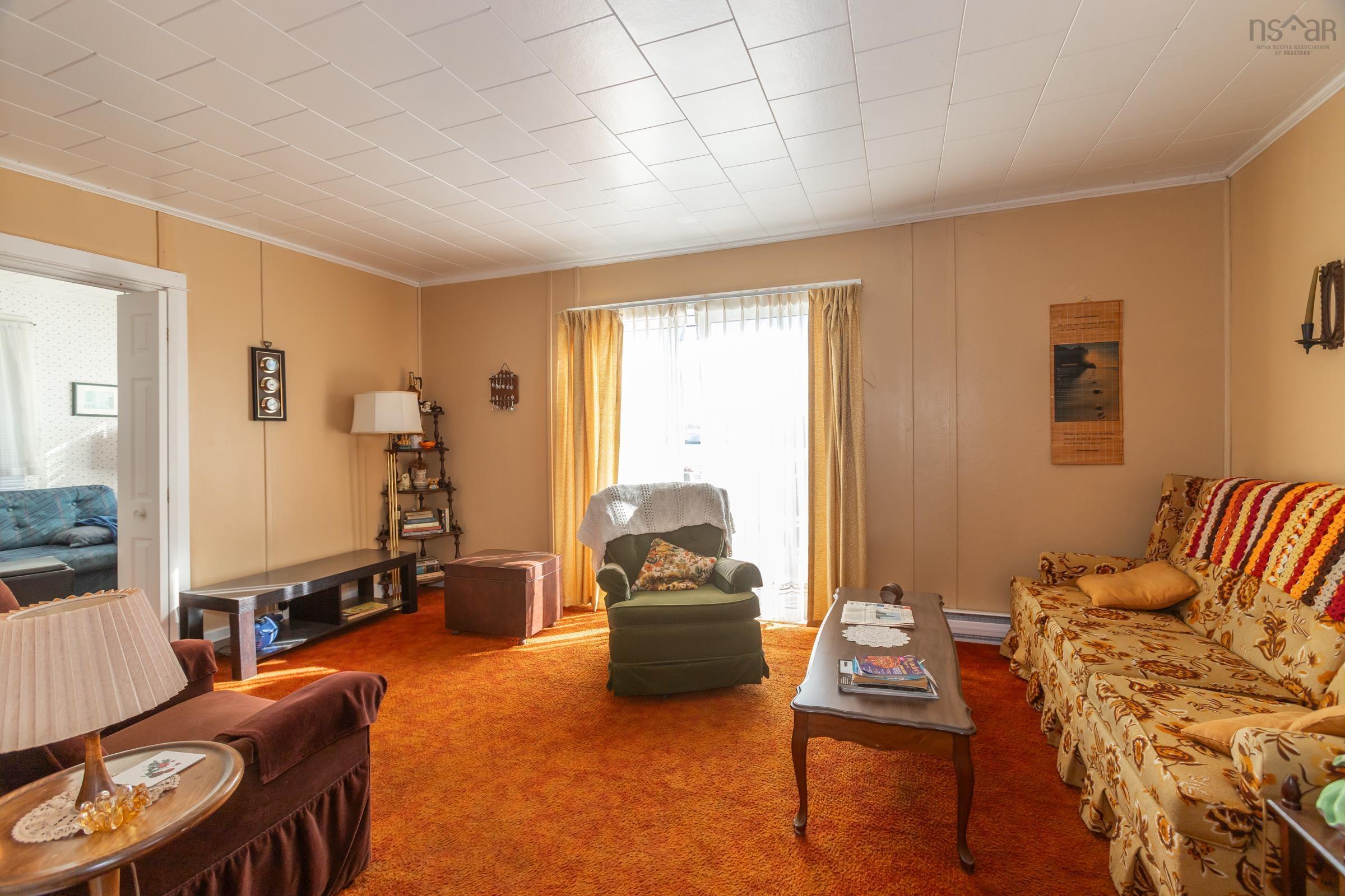 $175,000.00: 15 Shore Road, Digby