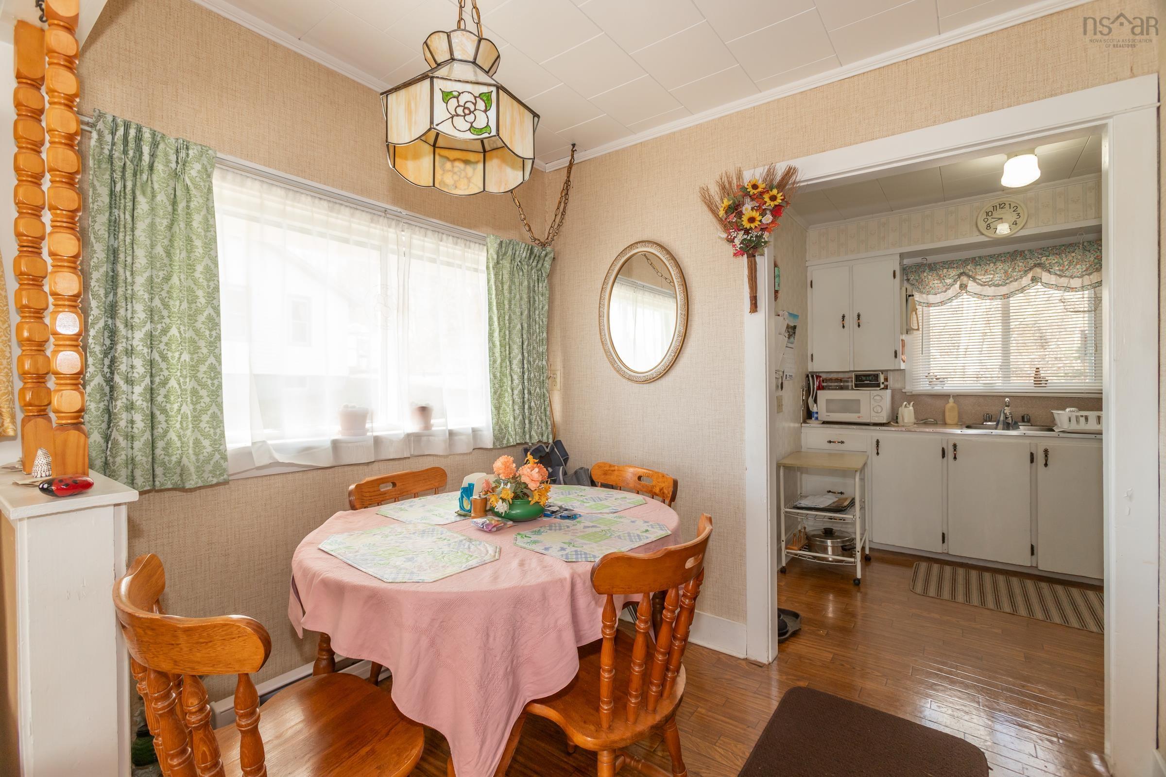 $175,000.00: 15 Shore Road, Digby