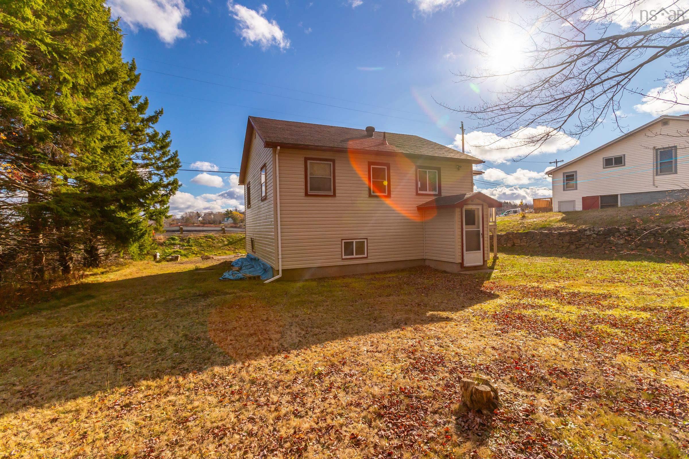 $175,000.00: 15 Shore Road, Digby