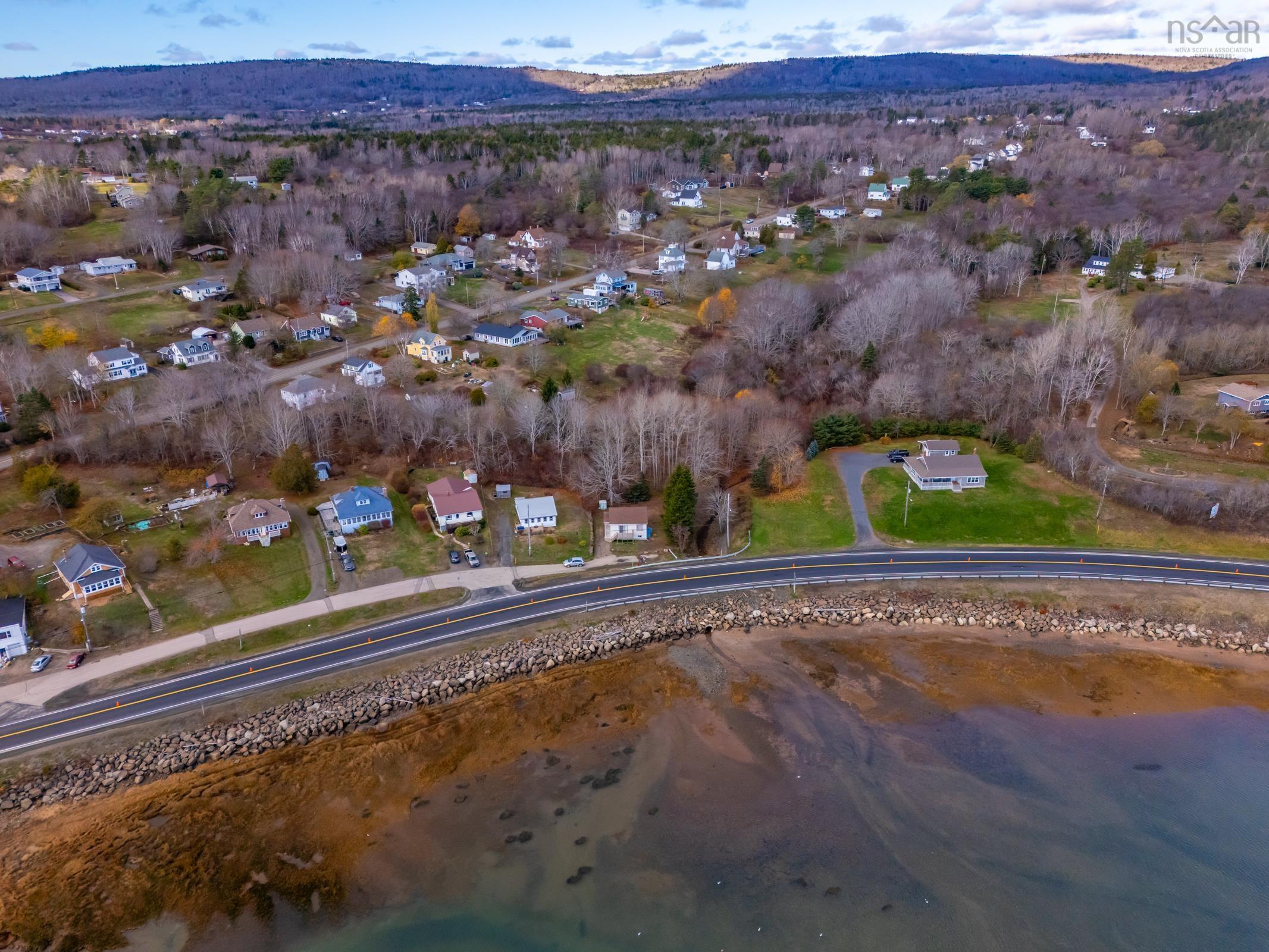 $175,000.00: 15 Shore Road, Digby