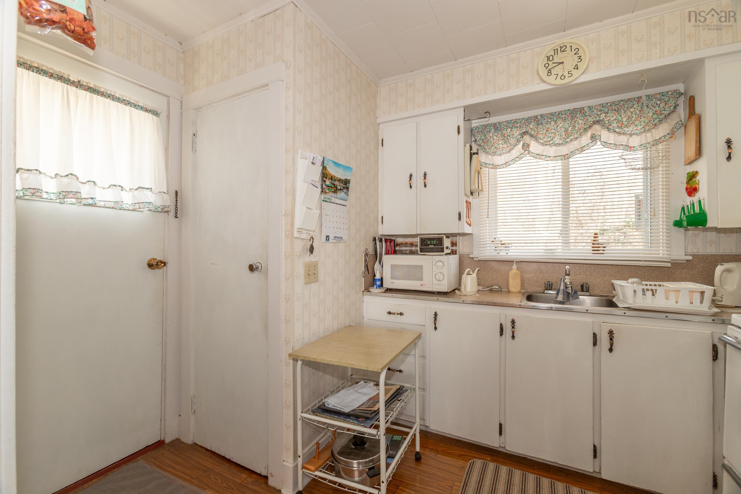 $175,000.00: 15 Shore Road, Digby