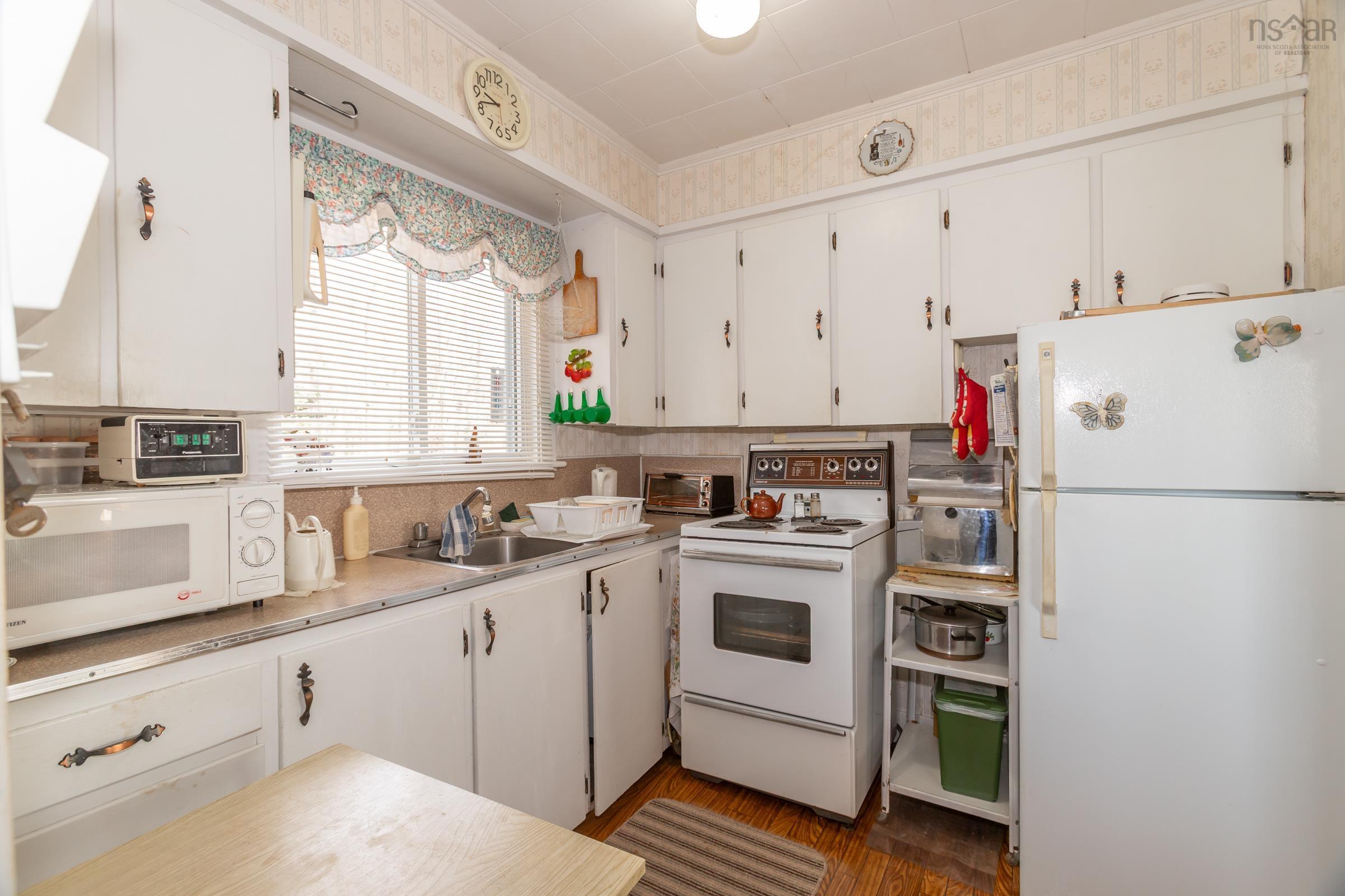 $175,000.00: 15 Shore Road, Digby