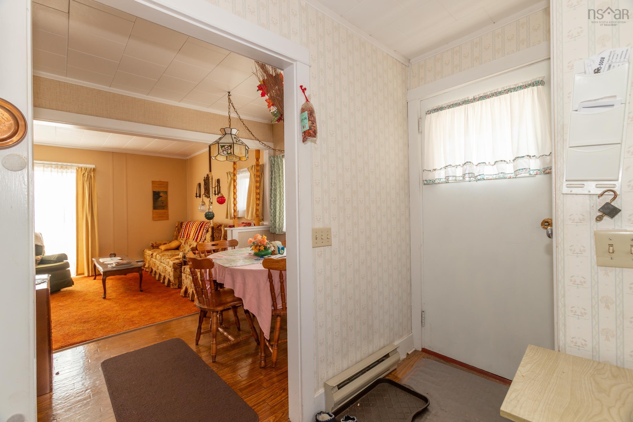 $175,000.00: 15 Shore Road, Digby