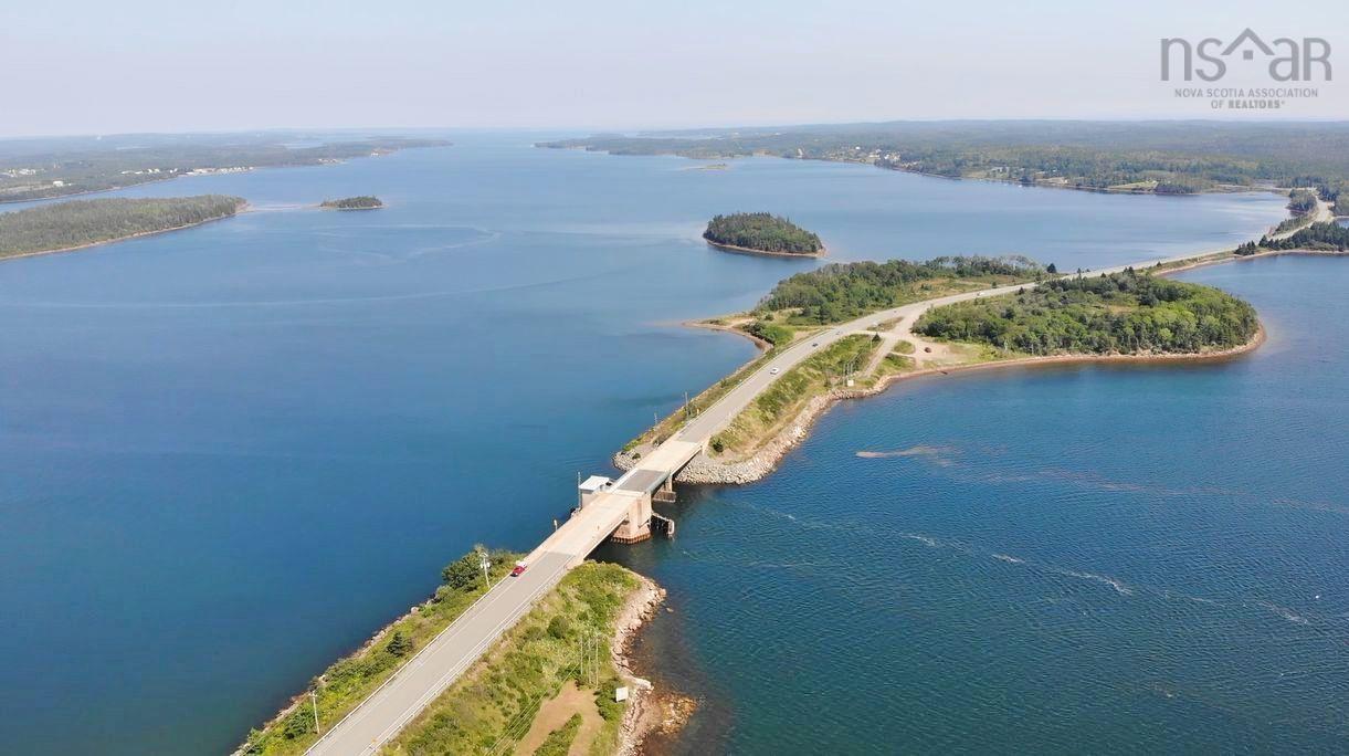 $289,000.00: 7 Lot Subdiv Hwy 320, Lennox Passage