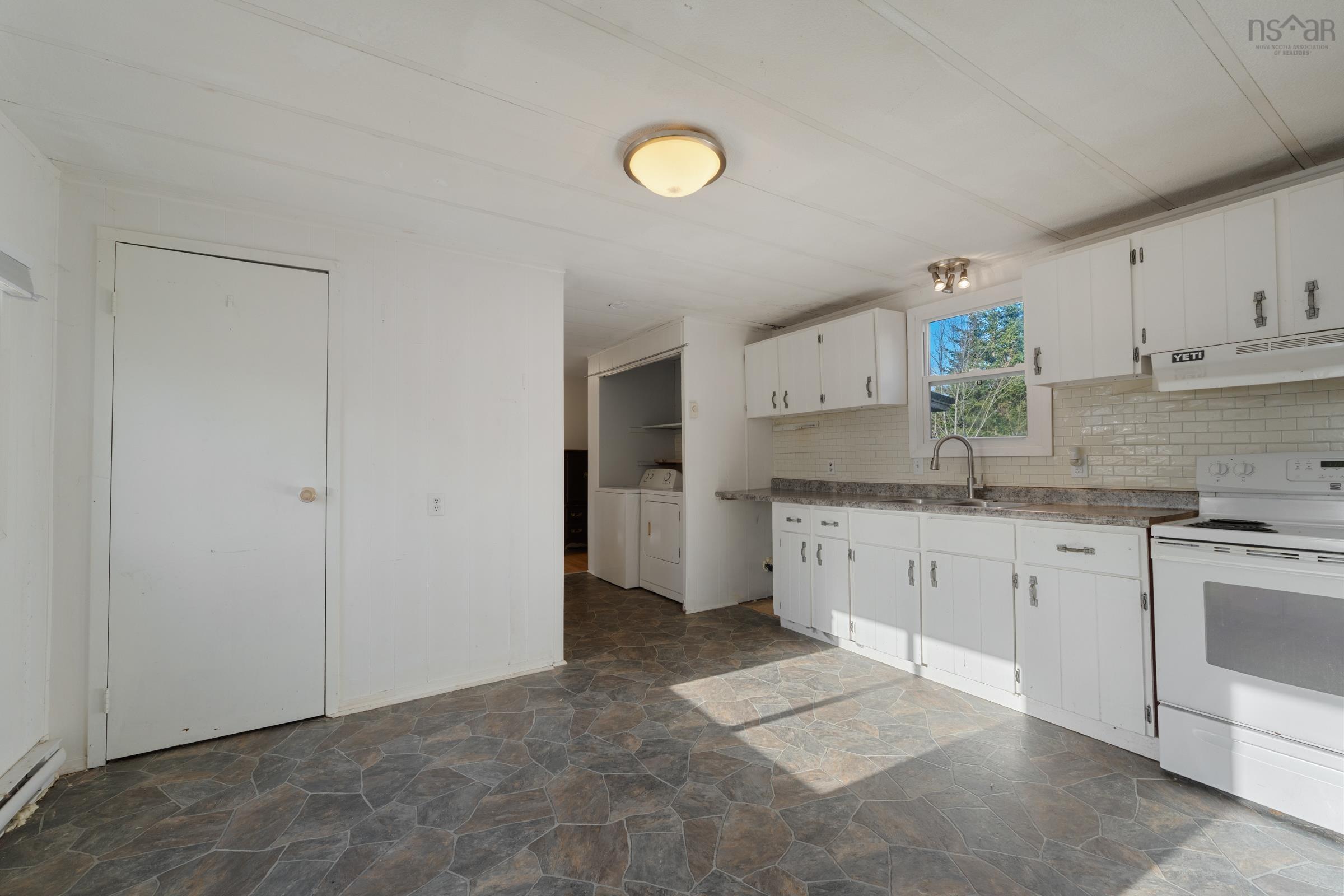 $88,000.00: 2147 Lake George Road, Yarmouth