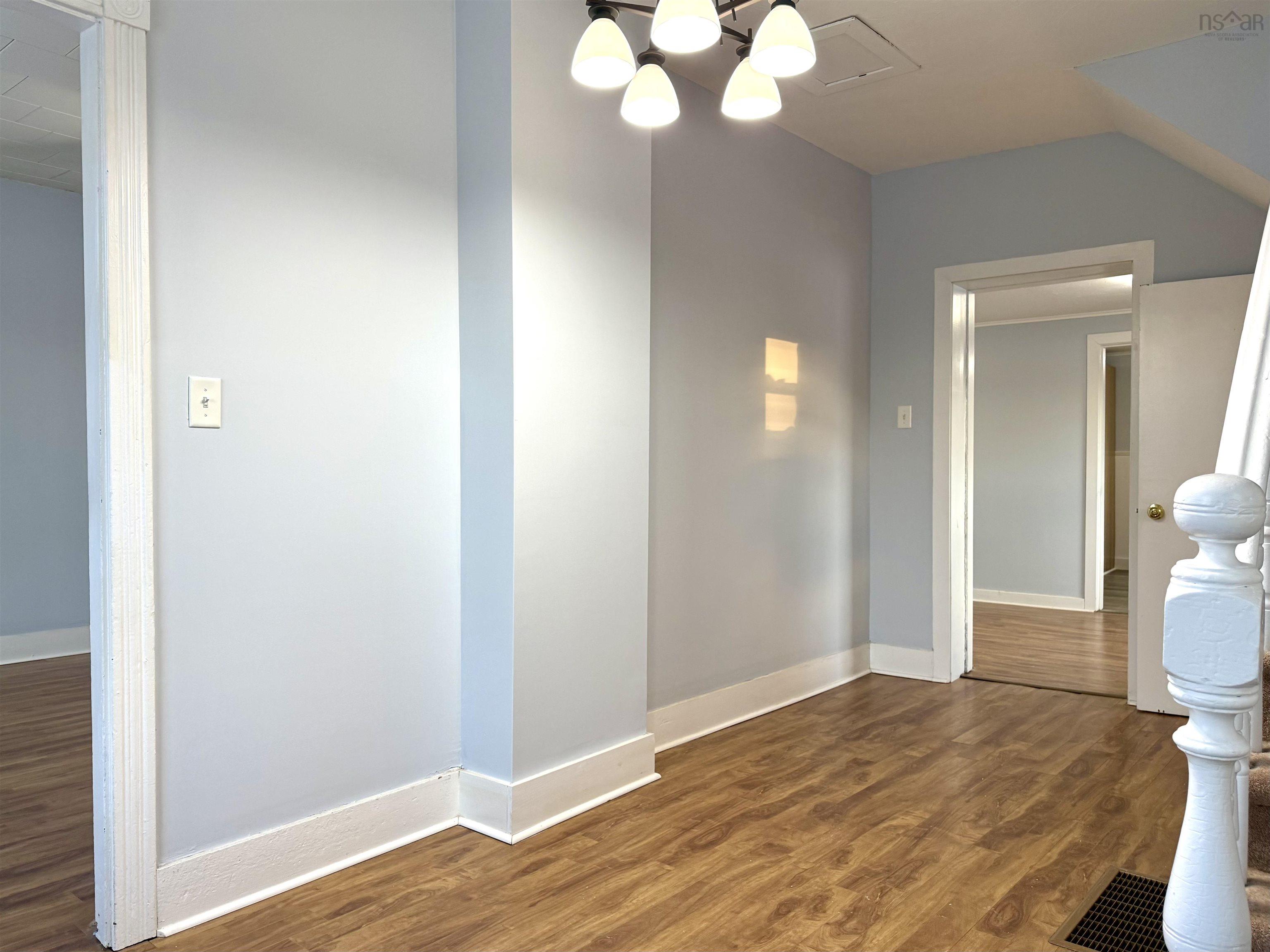 $264,900.00: 149 East Pleasant Street, Amherst