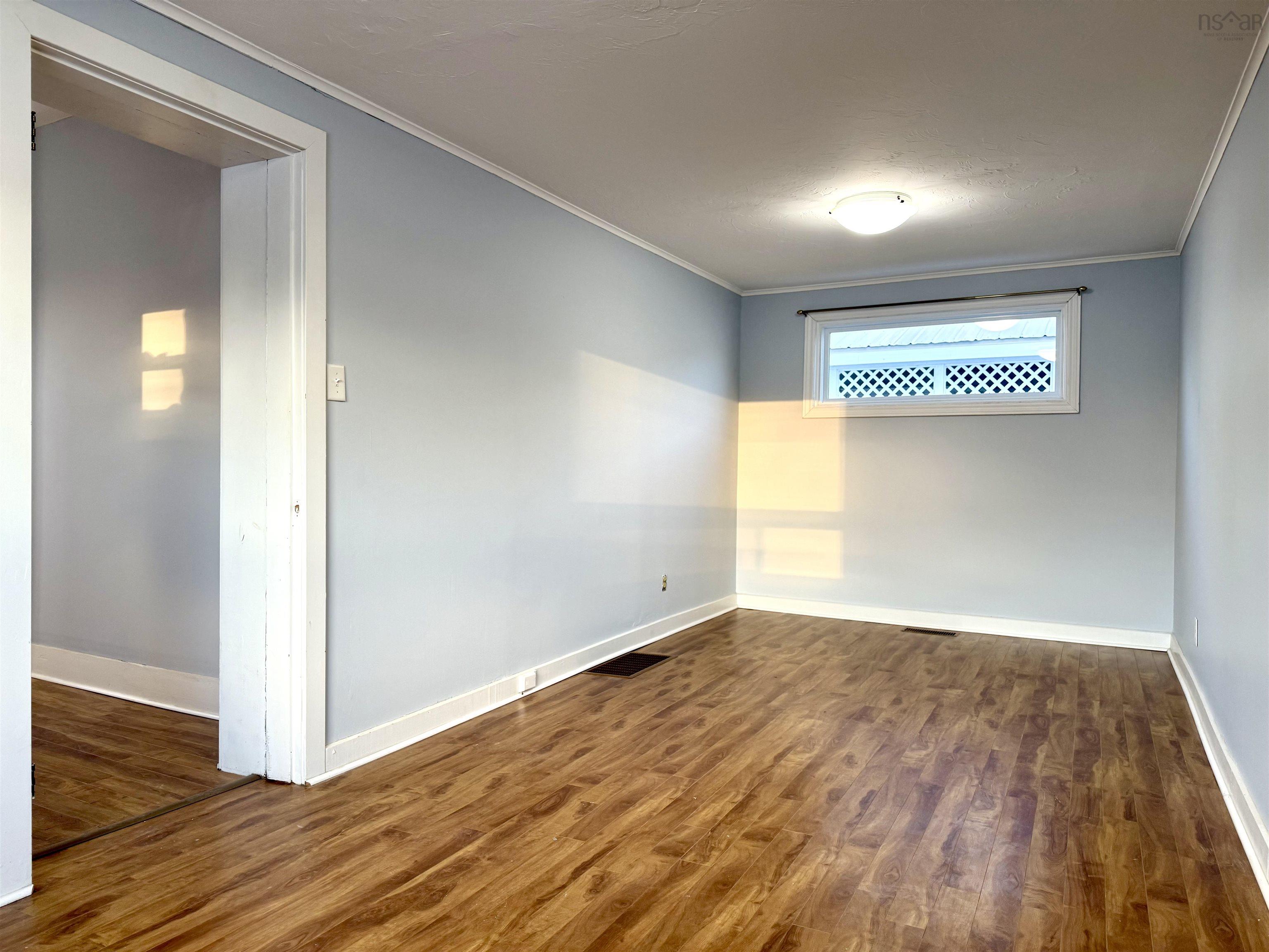 $264,900.00: 149 East Pleasant Street, Amherst