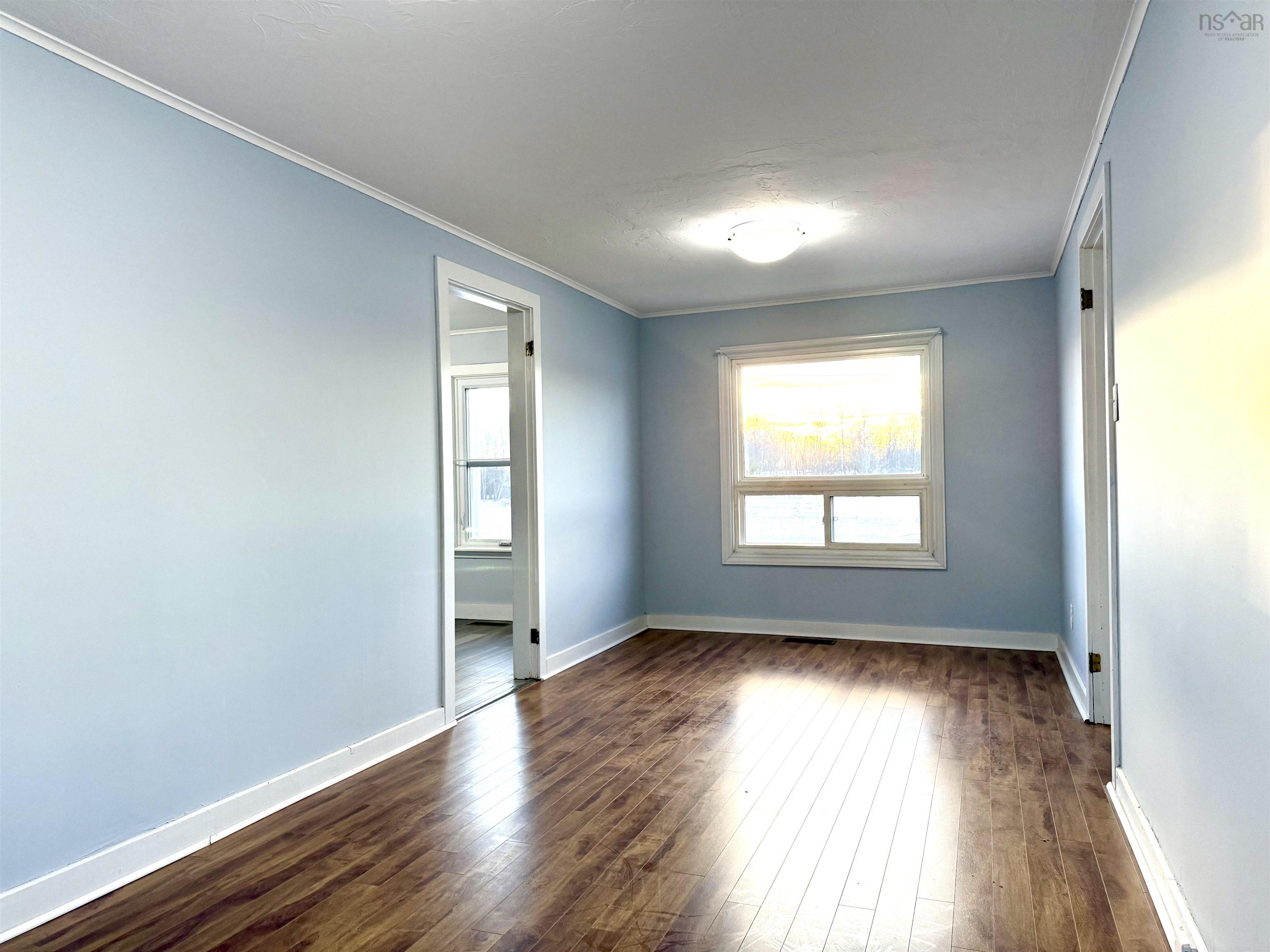 $264,900.00: 149 East Pleasant Street, Amherst