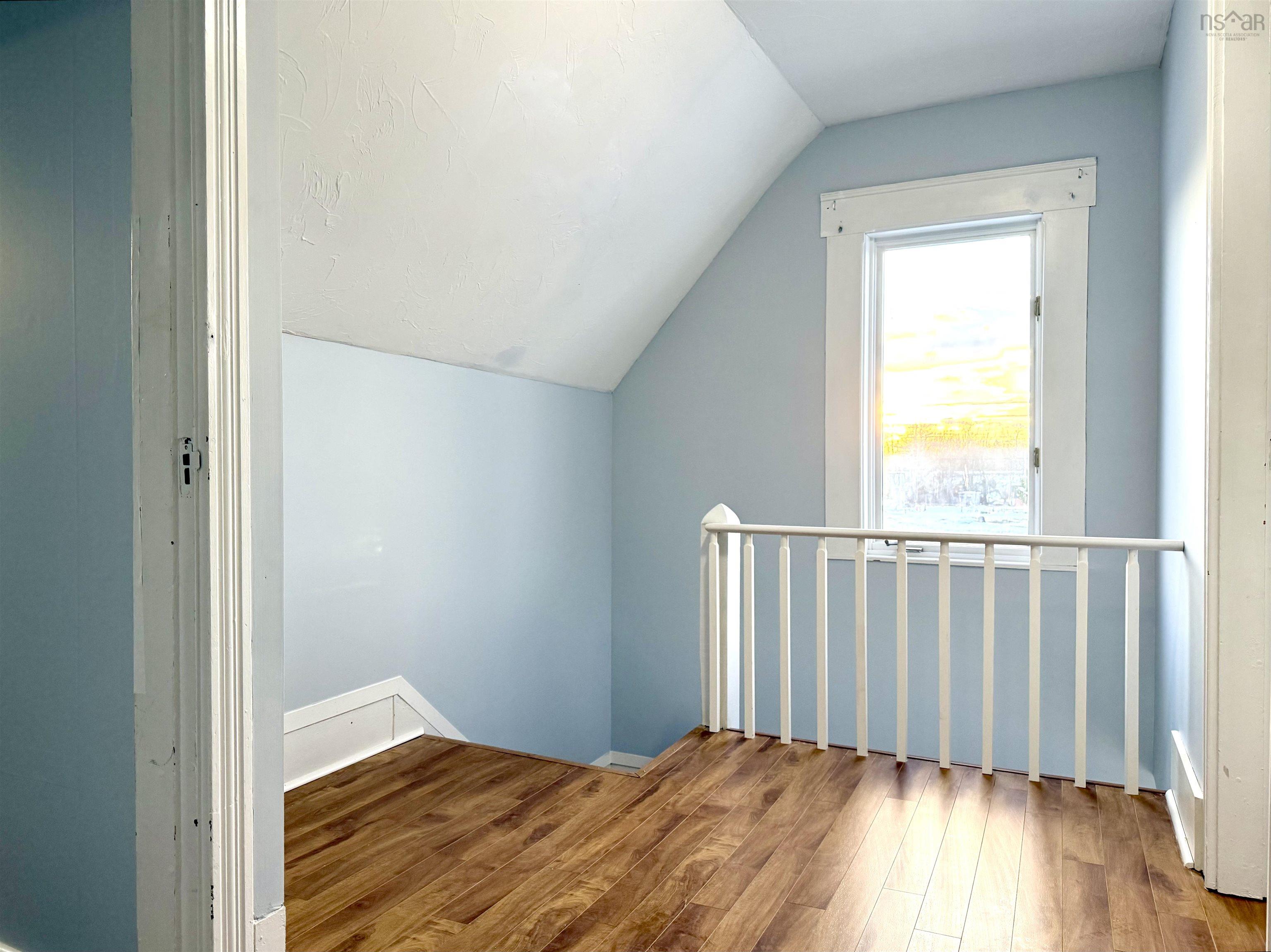 $264,900.00: 149 East Pleasant Street, Amherst