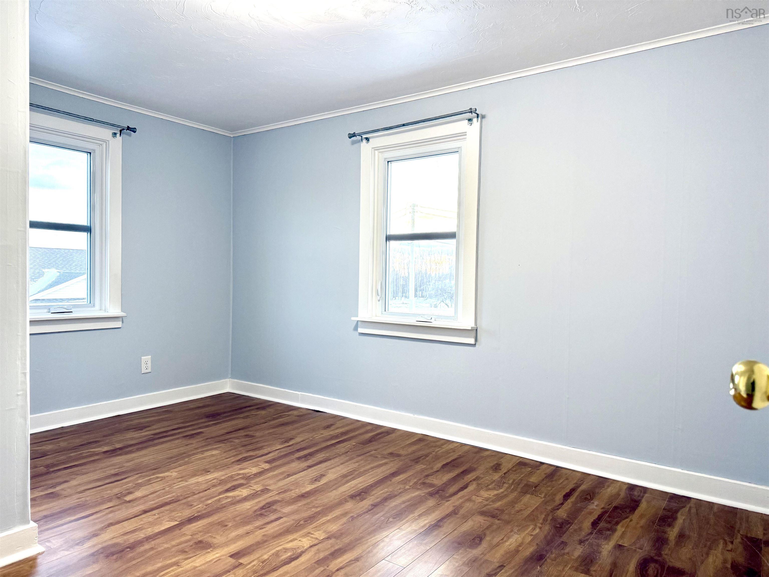 $264,900.00: 149 East Pleasant Street, Amherst