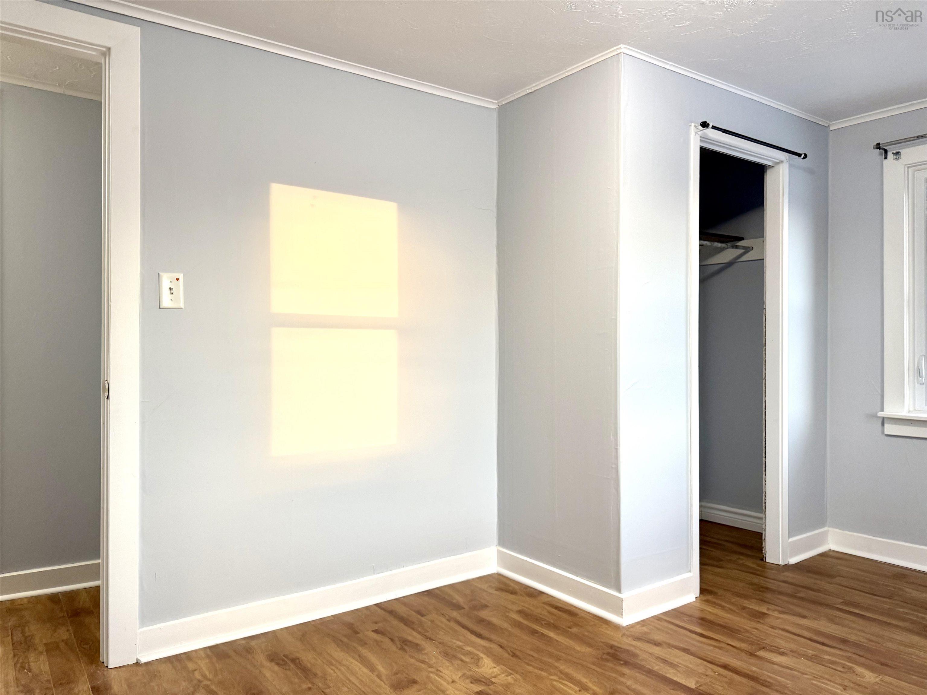 $264,900.00: 149 East Pleasant Street, Amherst