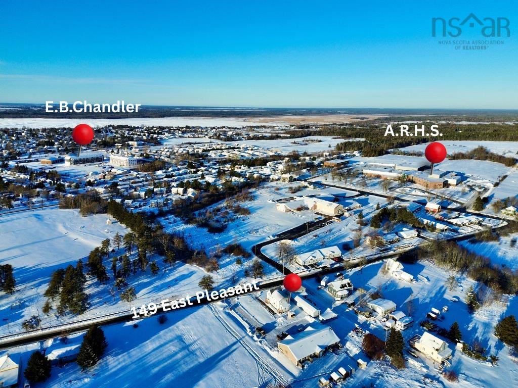 $264,900.00: 149 East Pleasant Street, Amherst