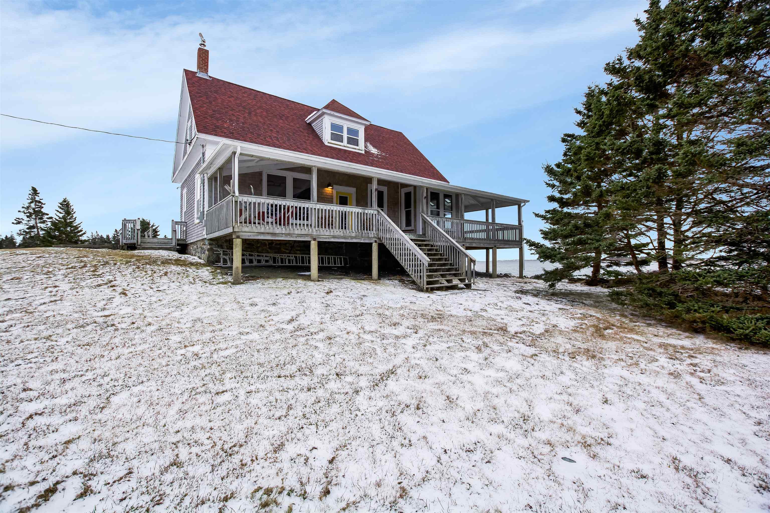 $499,000.00: 3761 Highway 3, Lower Argyle