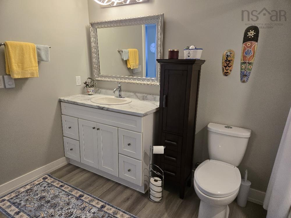 $389,900.00: 17 Riverview Drive, Murray Siding