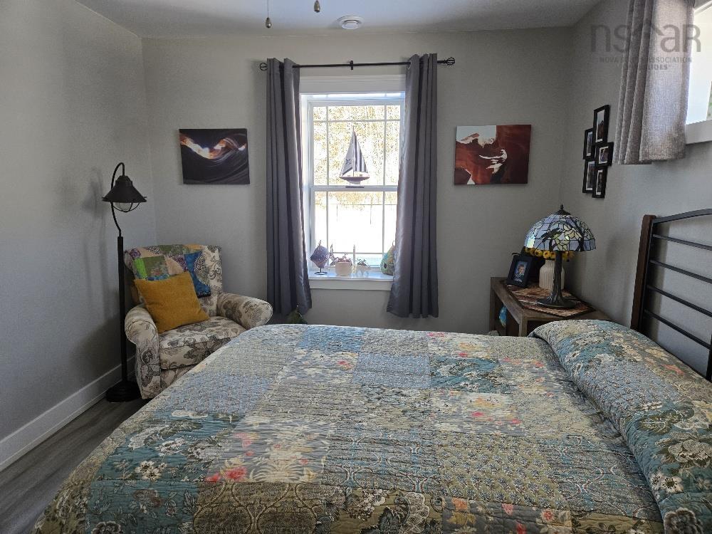 $389,900.00: 17 Riverview Drive, Murray Siding