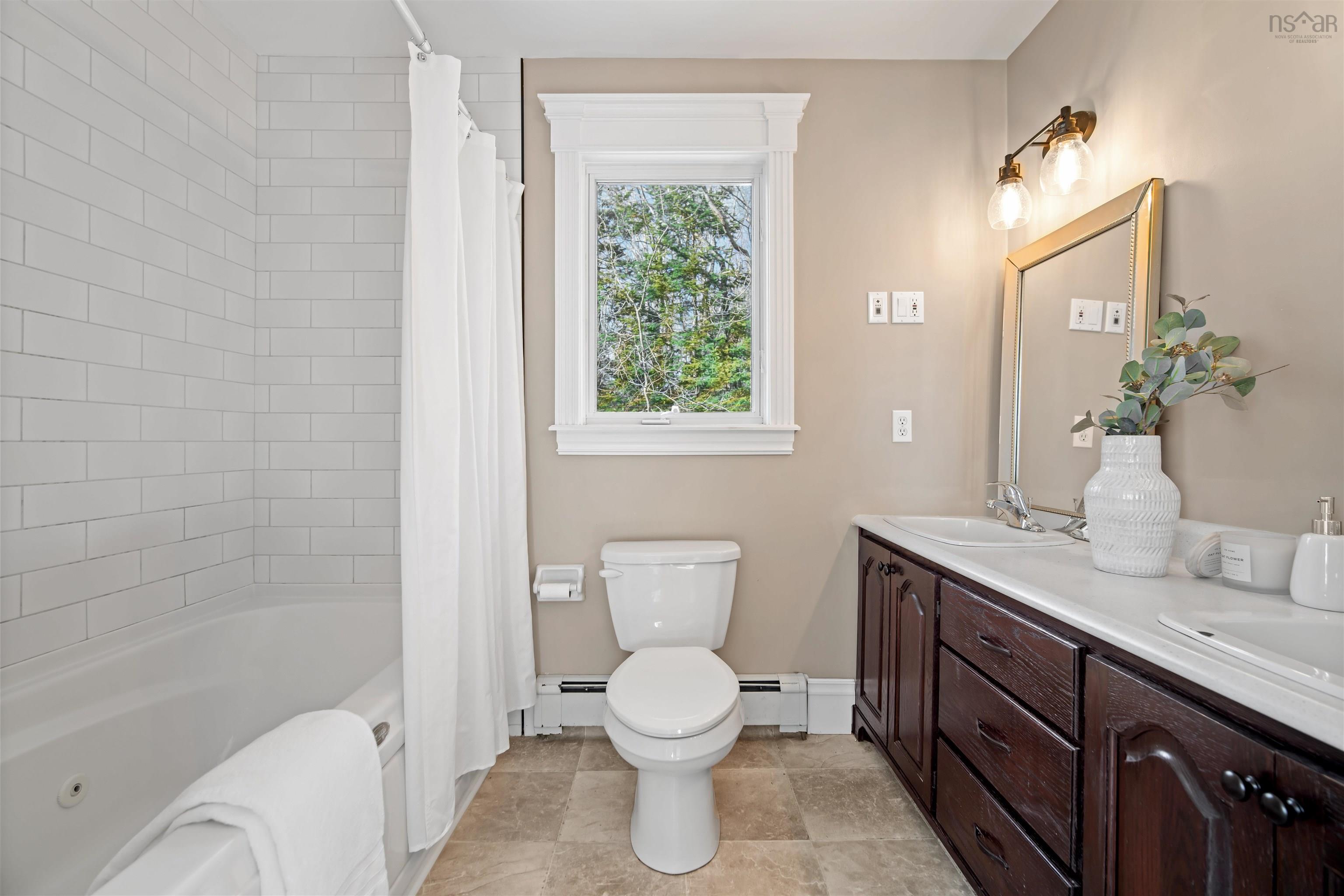 $929,900.00: 27 Monarch Drive, Beaver Bank