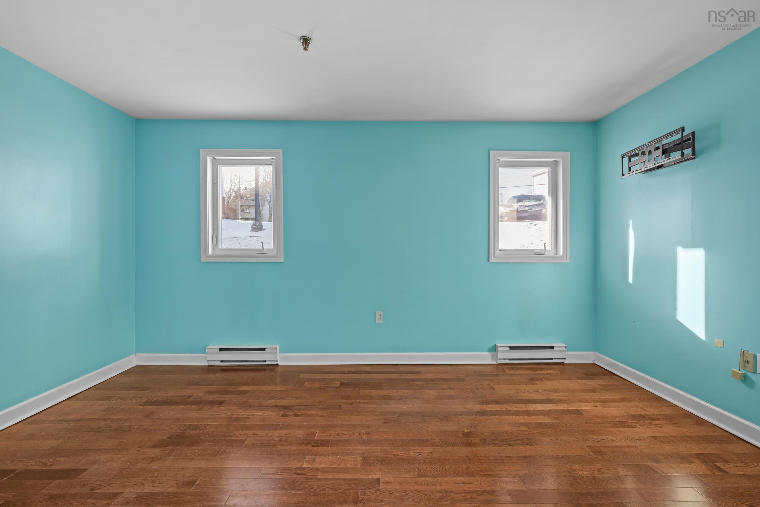 $349,900.00: 106 126 Farnham Gate Road, Halifax