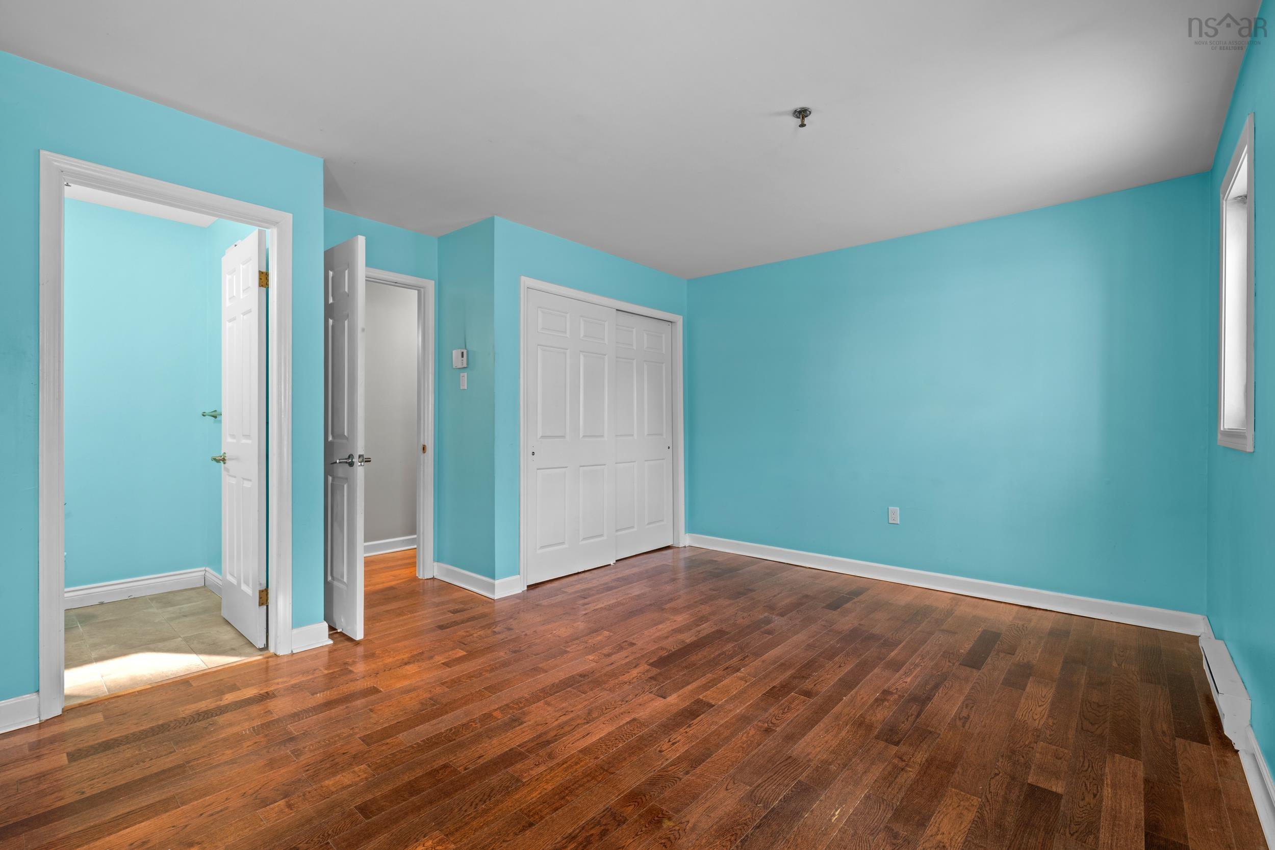 $349,900.00: 106 126 Farnham Gate Road, Halifax