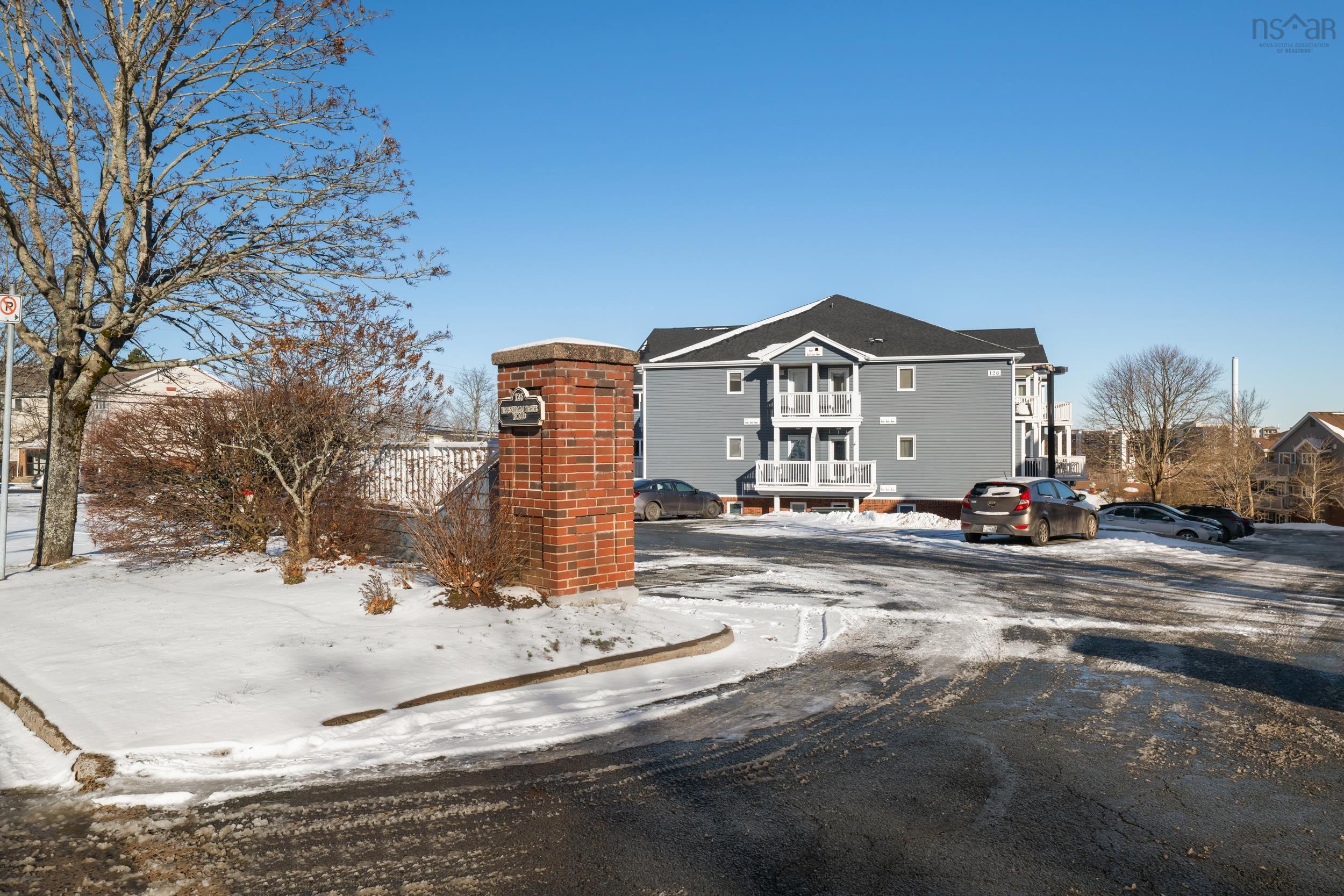 $349,900.00: 106 126 Farnham Gate Road, Halifax