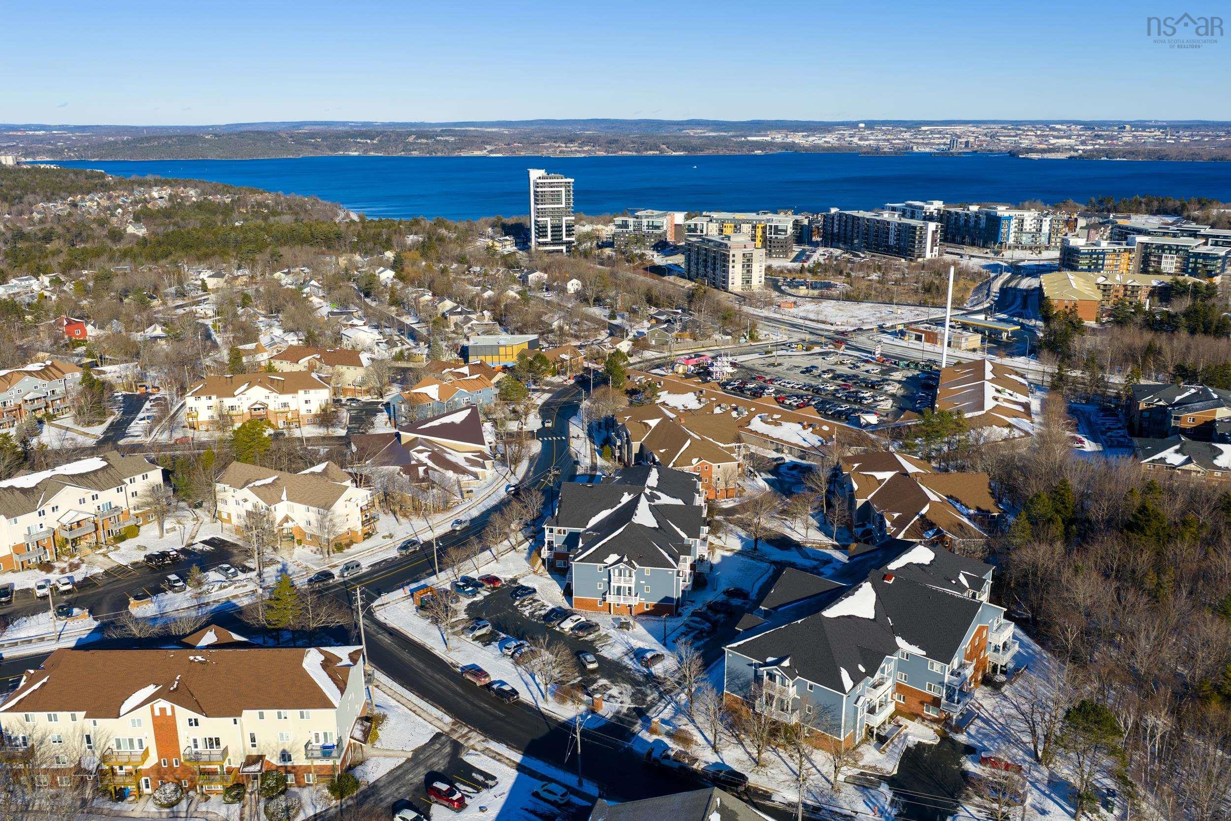 $349,900.00: 106 126 Farnham Gate Road, Halifax