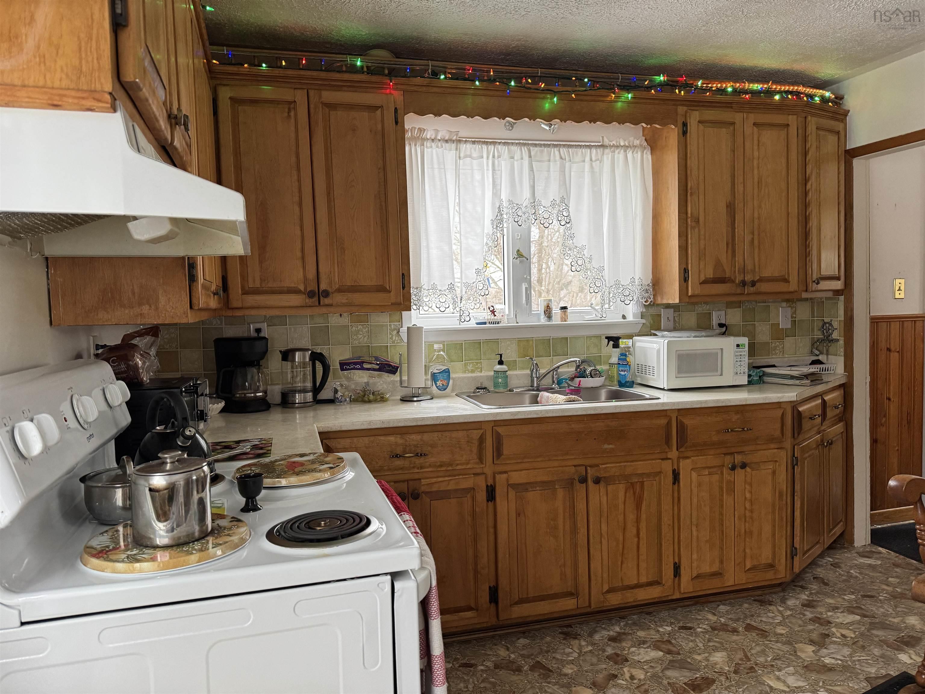 $179,000.00: 226 Main Street, Florence