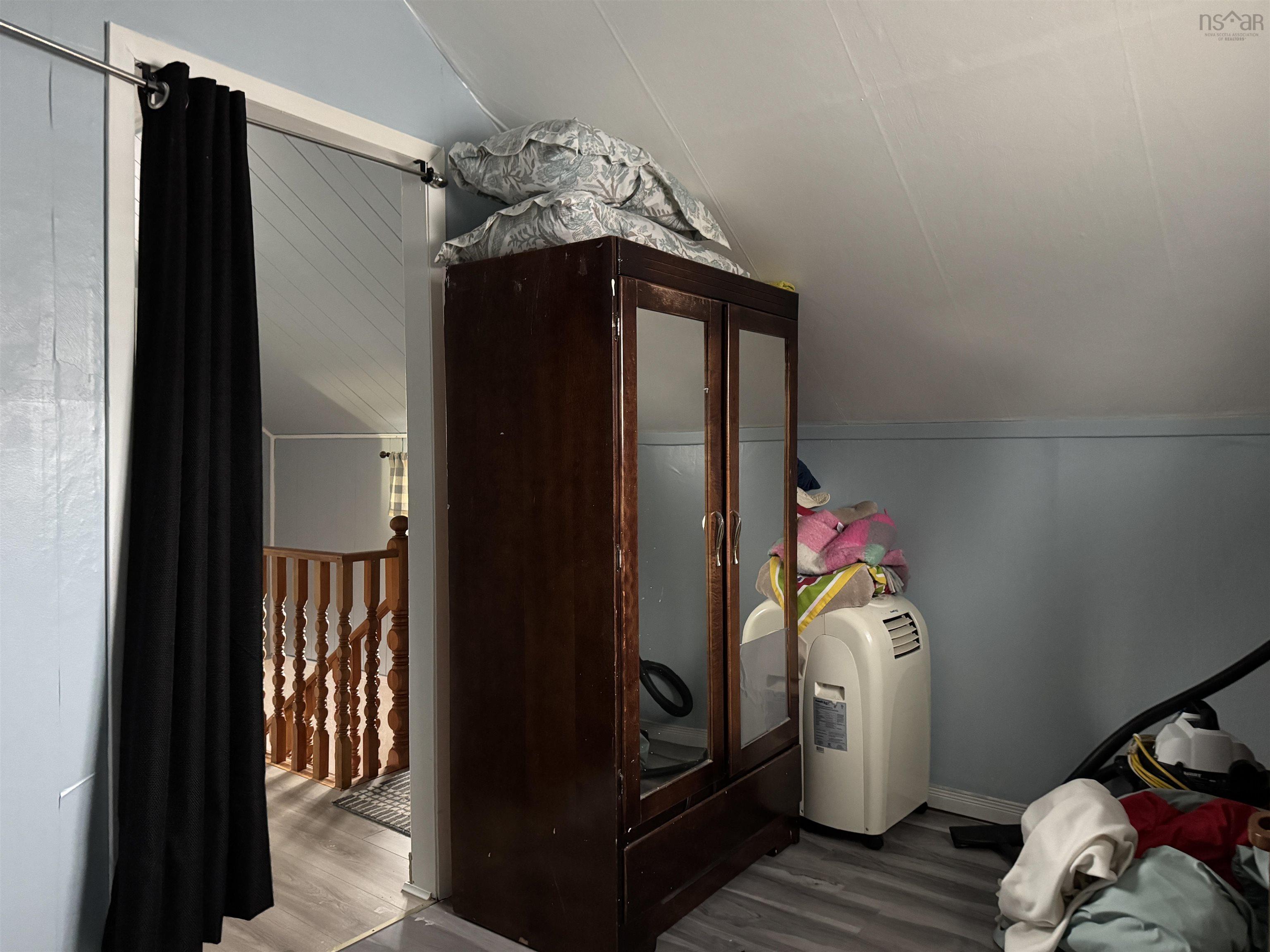 $179,000.00: 226 Main Street, Florence