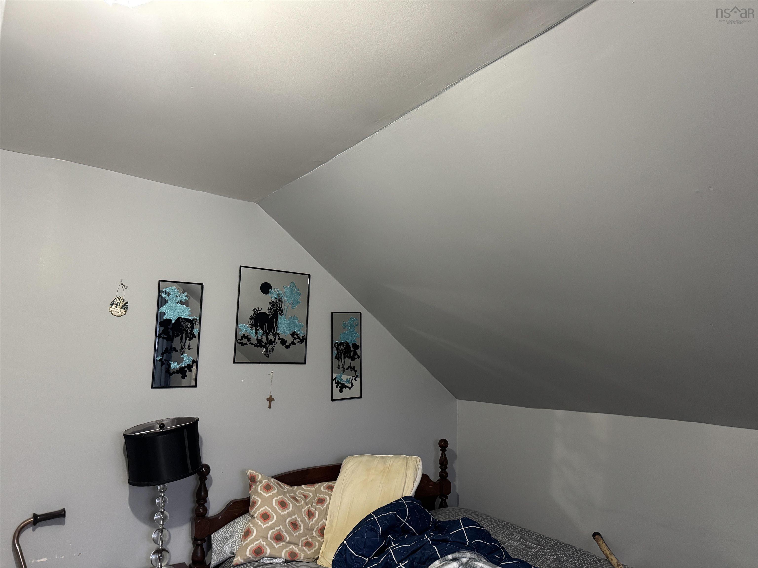 $179,000.00: 226 Main Street, Florence