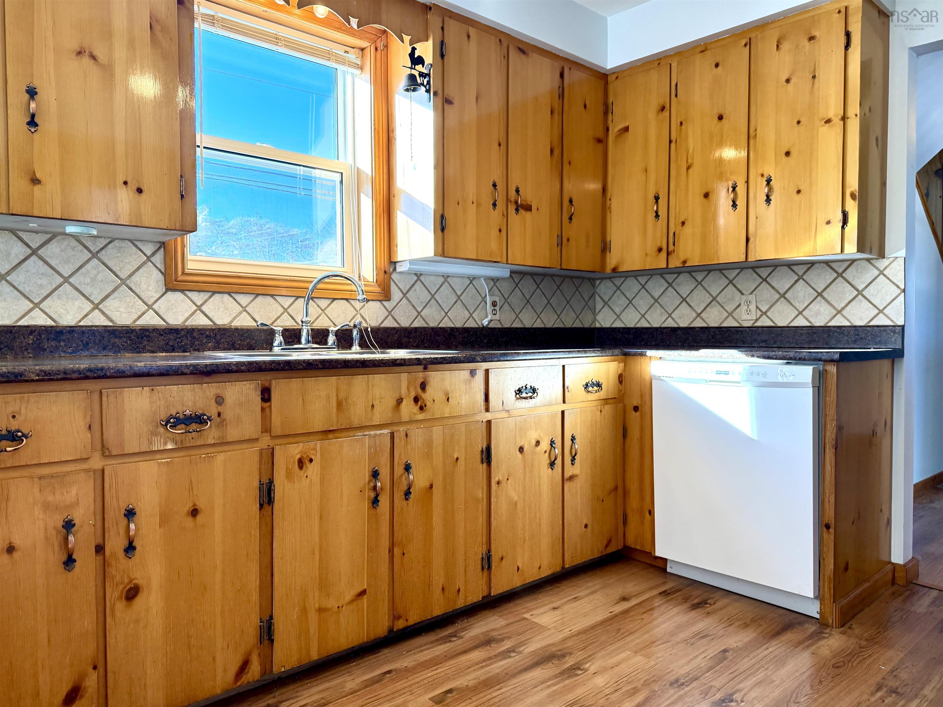 $329,000.00: 46 Cornwall Street, Amherst