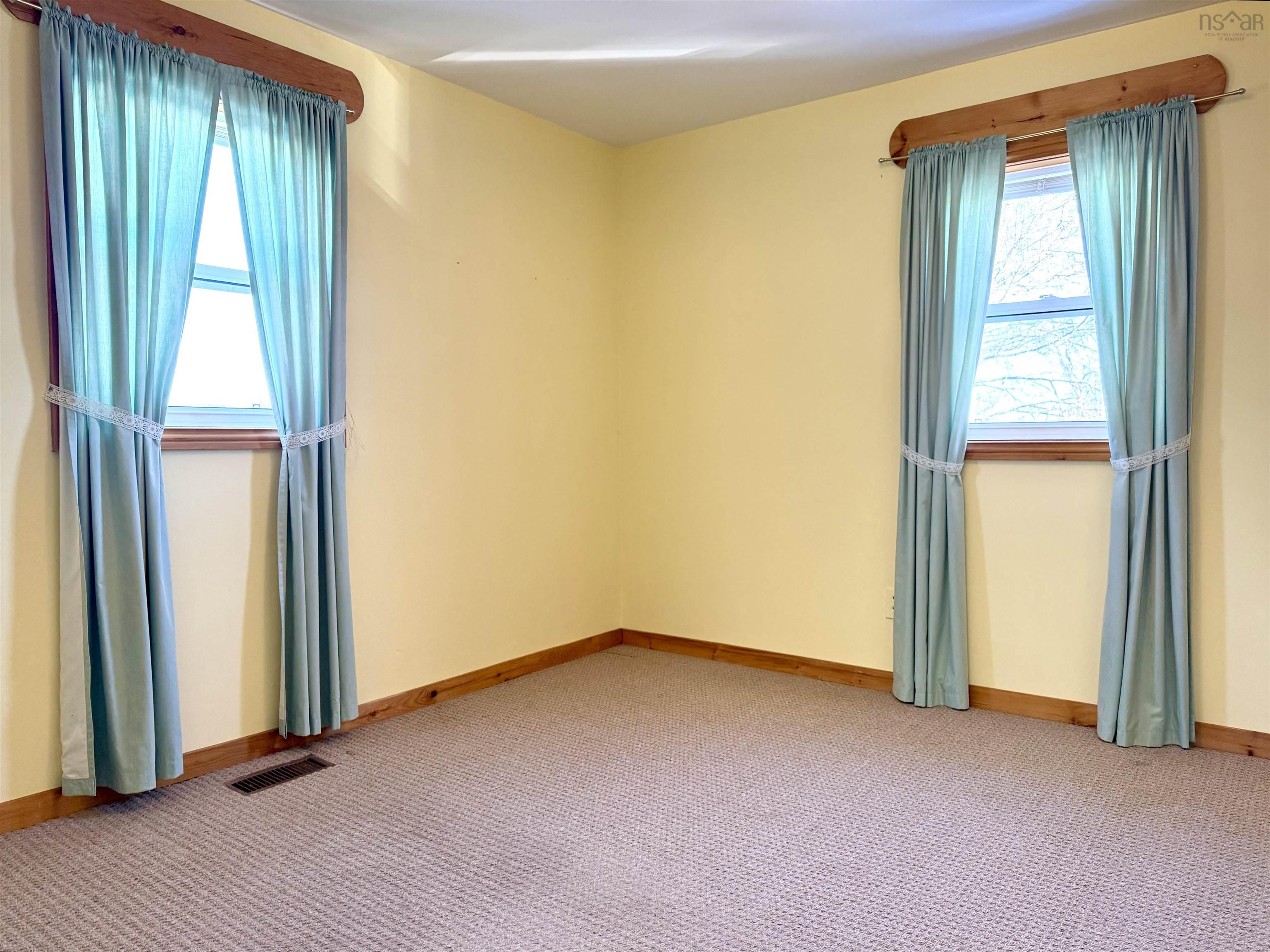 $329,000.00: 46 Cornwall Street, Amherst