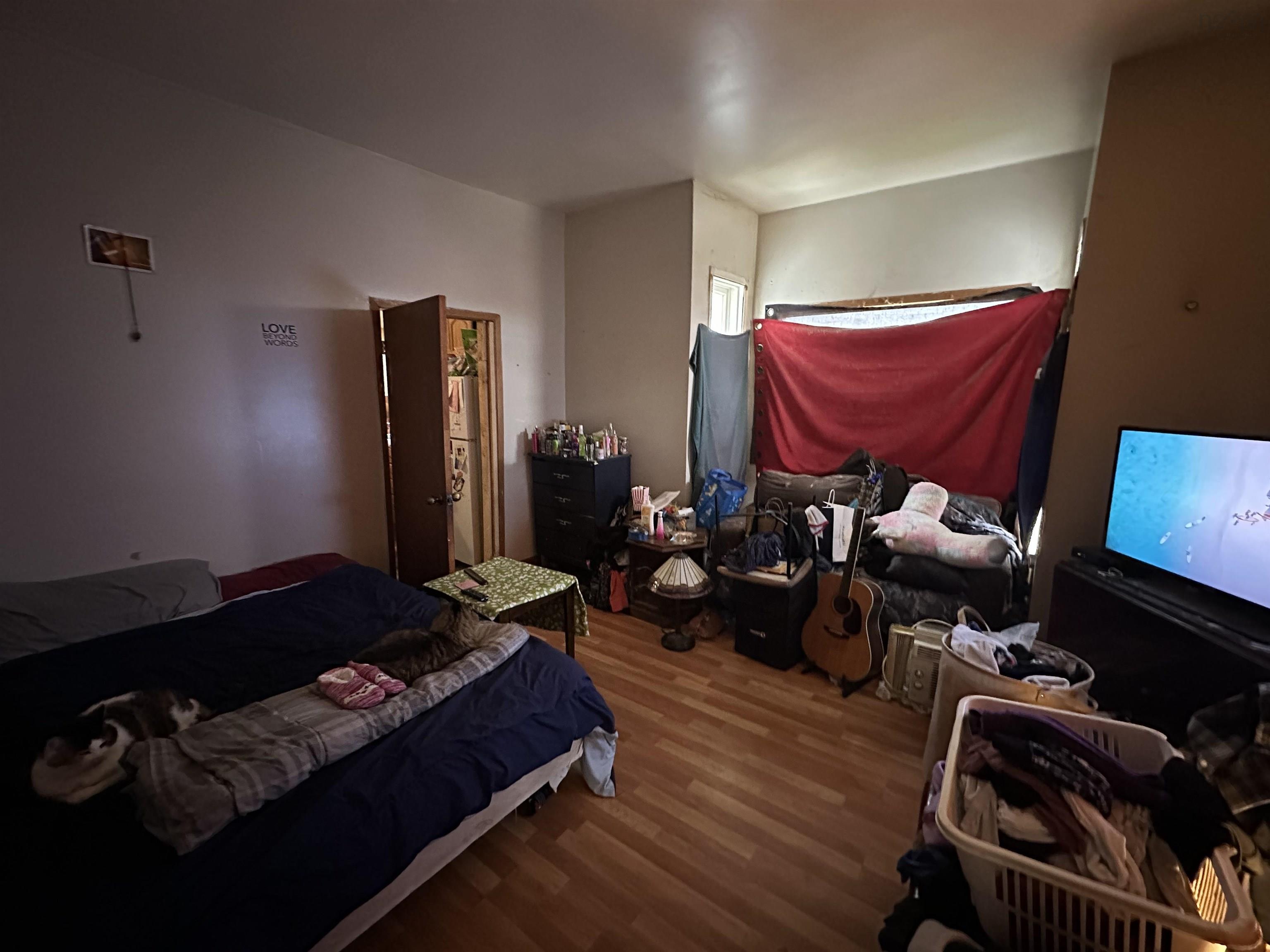 $229,000.00: 112-4 MacKay Street, Stellarton