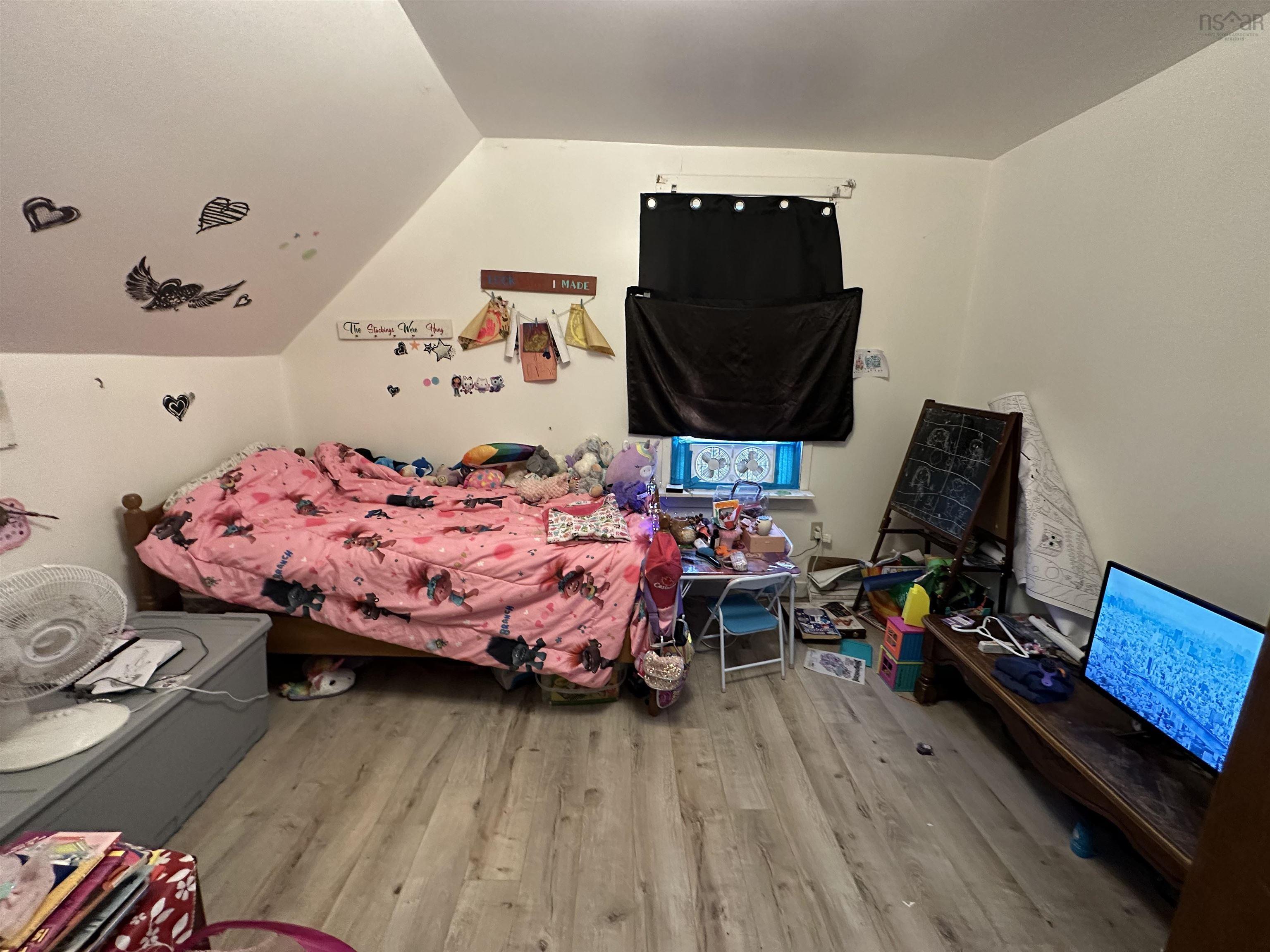 $229,000.00: 112-4 MacKay Street, Stellarton