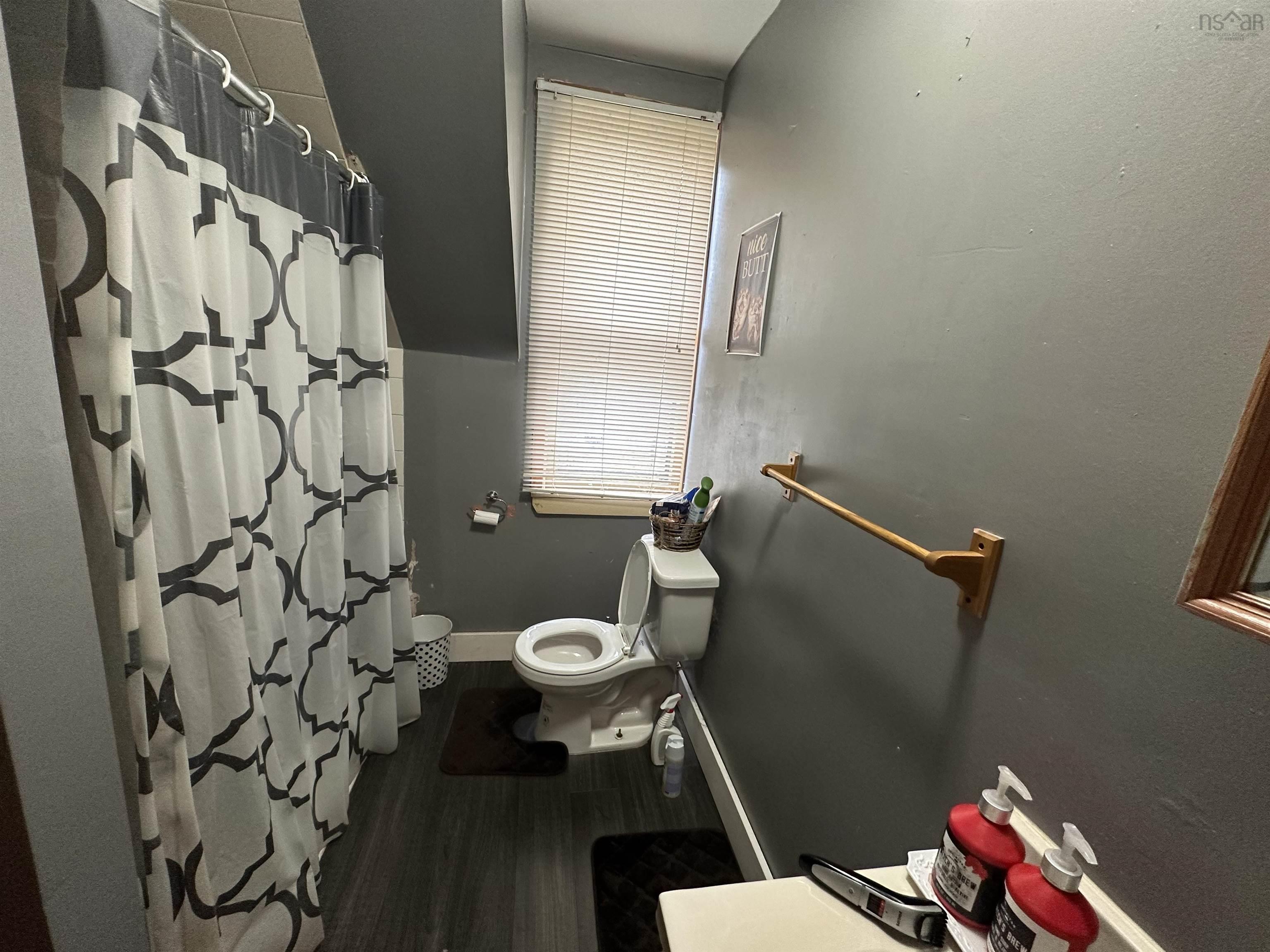 $229,000.00: 112-4 MacKay Street, Stellarton