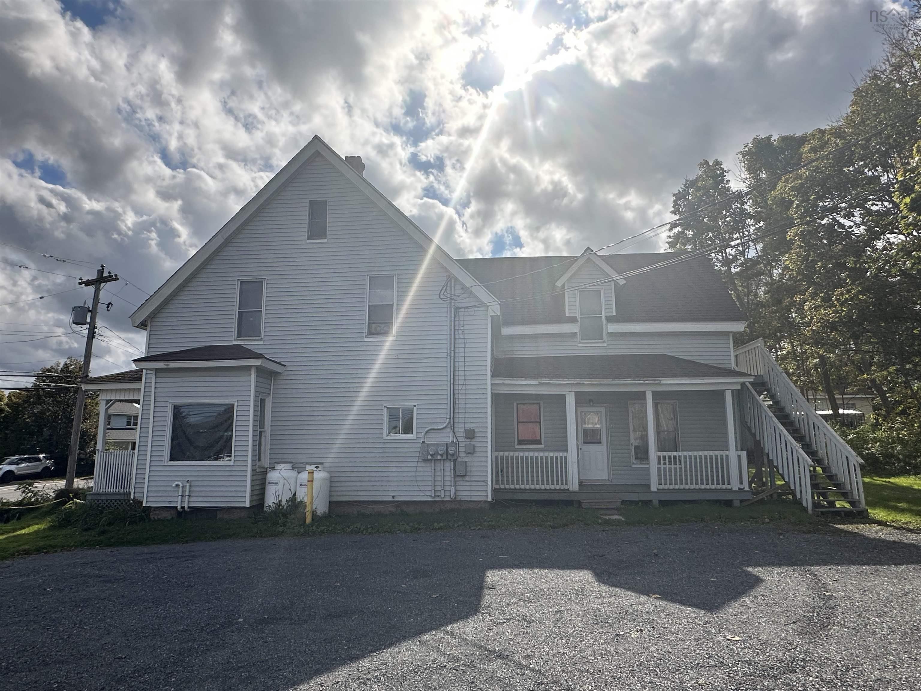 $229,000.00: 112-4 MacKay Street, Stellarton