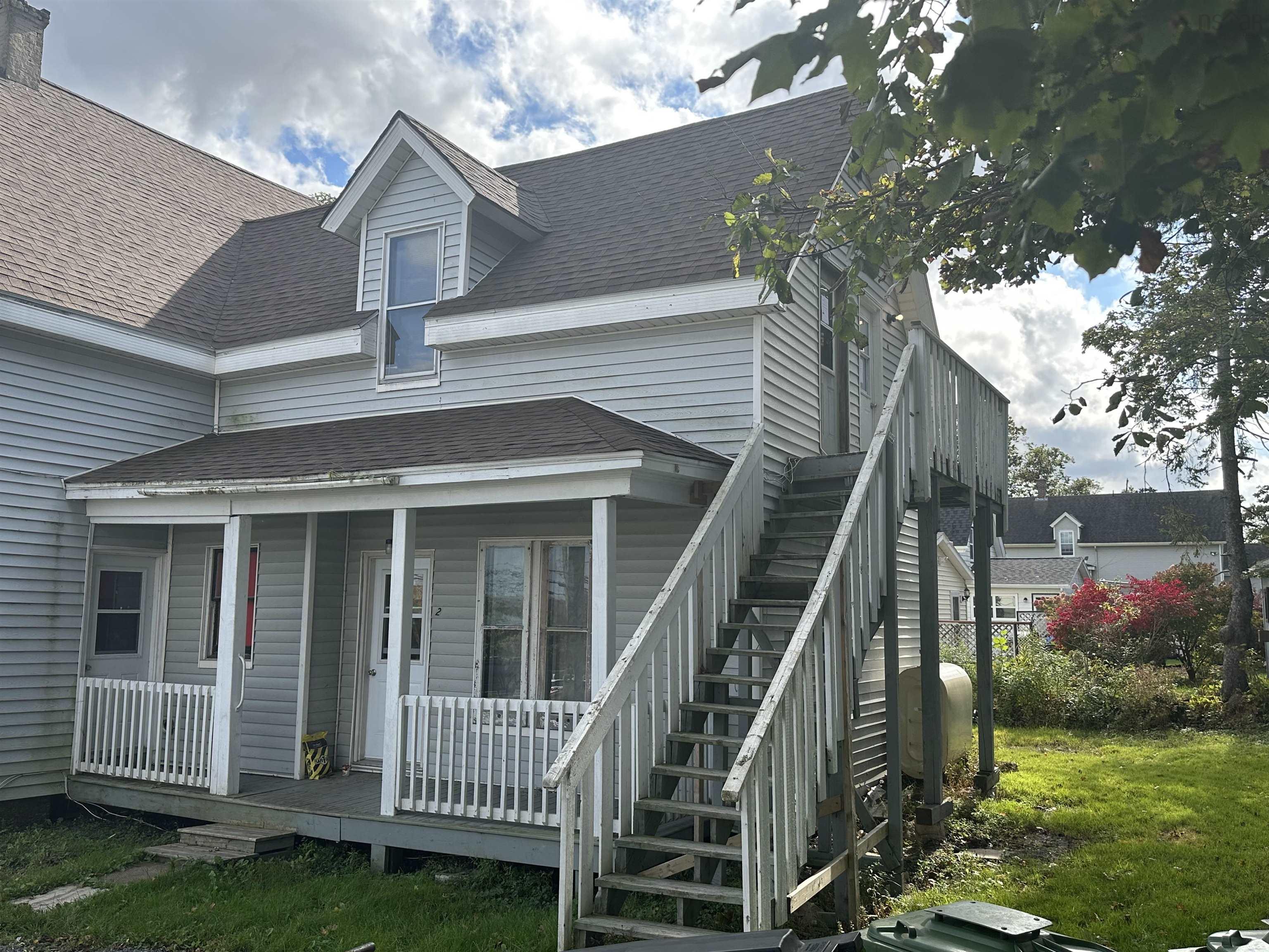 $229,000.00: 112-4 MacKay Street, Stellarton