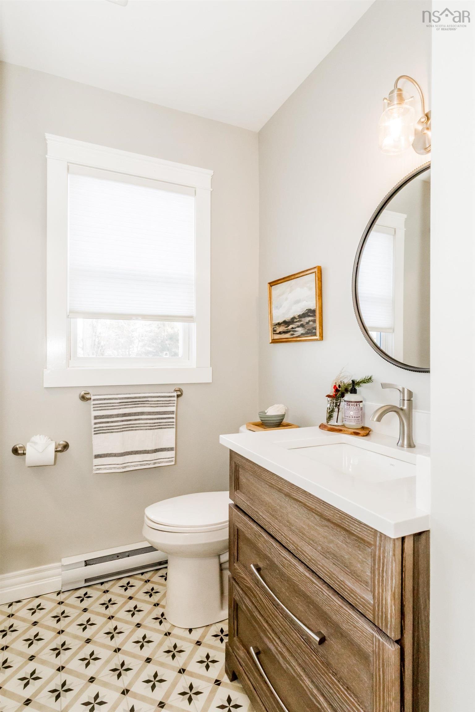 $699,000.00: 15 Hillcrest Avenue, Wolfville