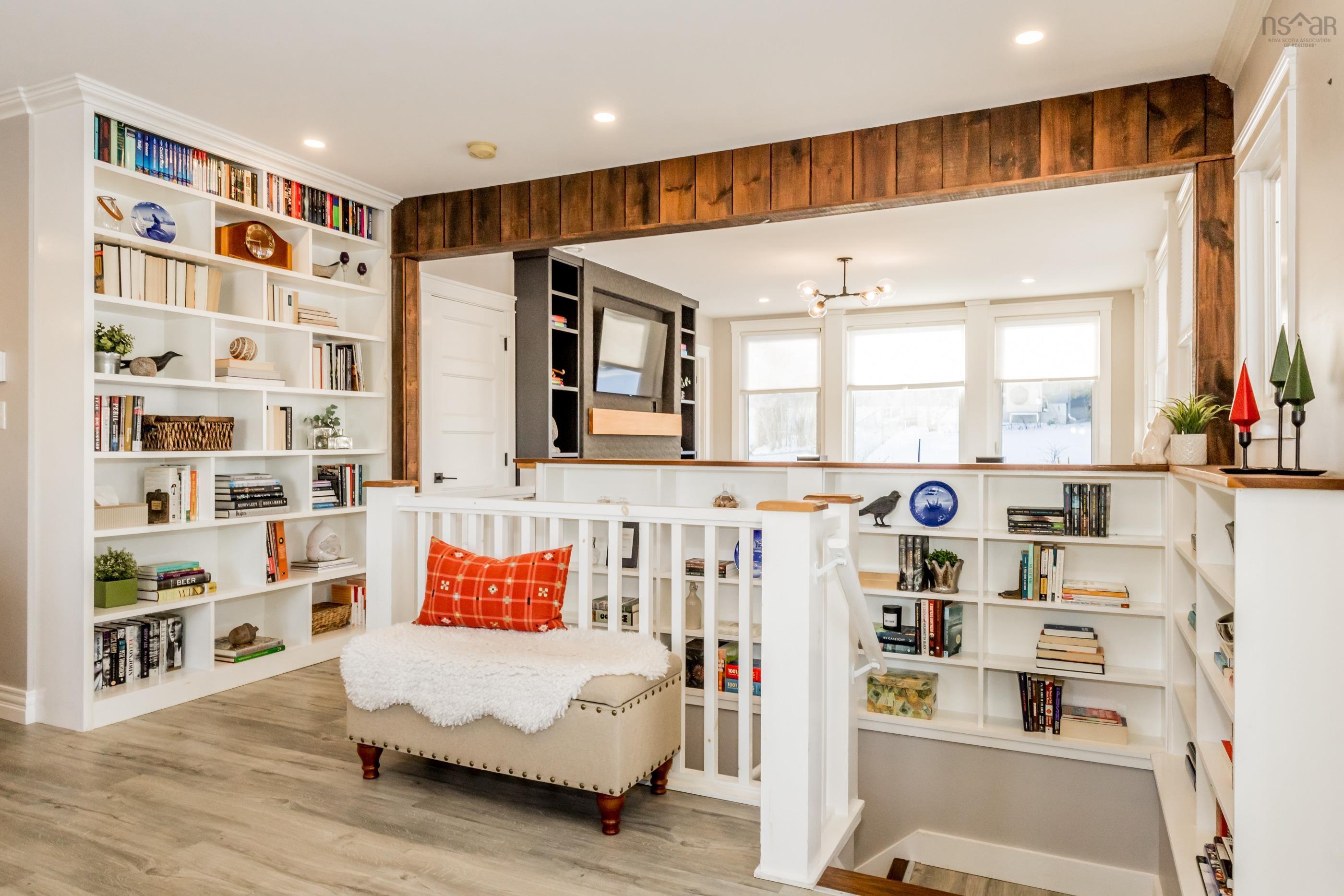 $699,000.00: 15 Hillcrest Avenue, Wolfville