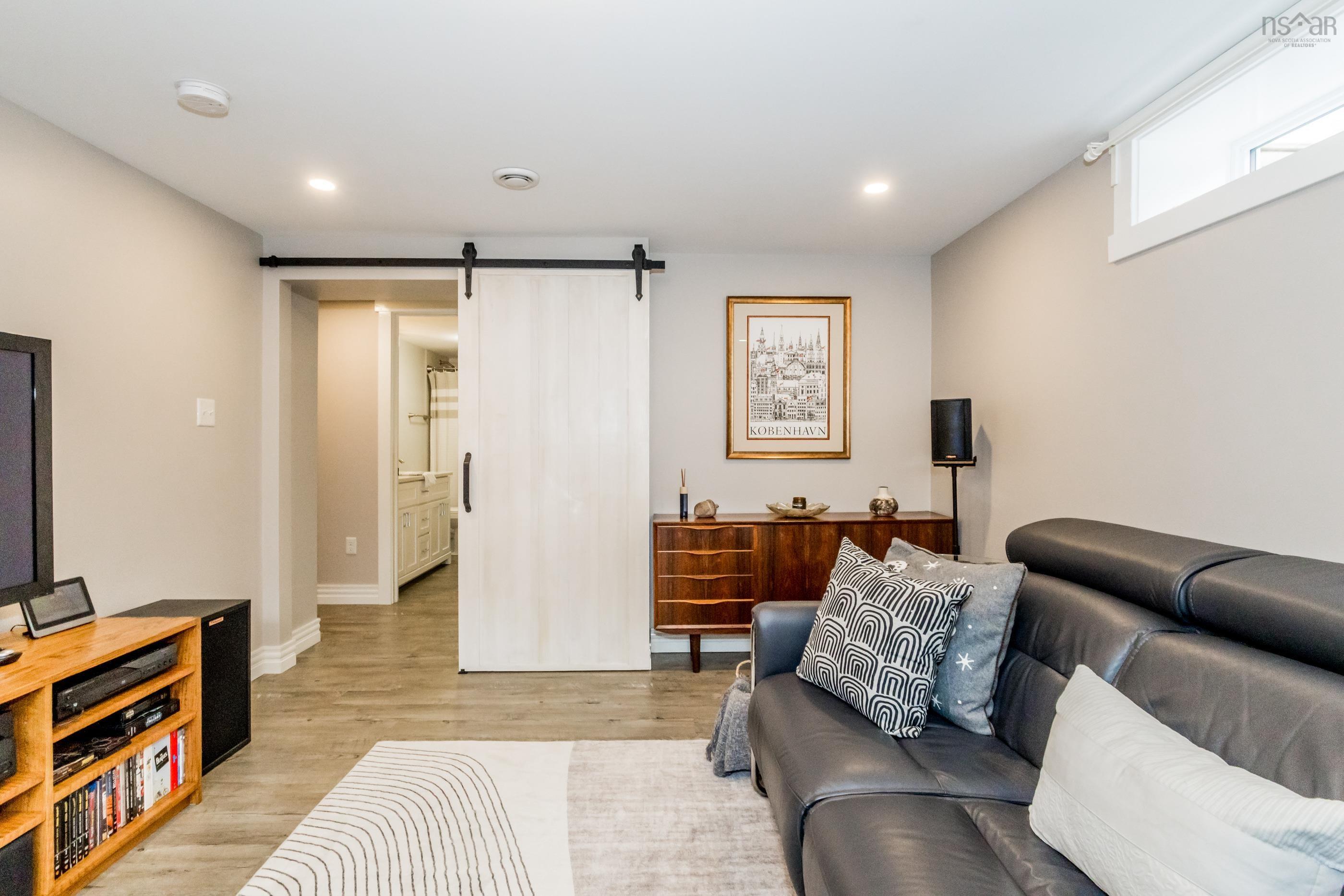 $699,000.00: 15 Hillcrest Avenue, Wolfville