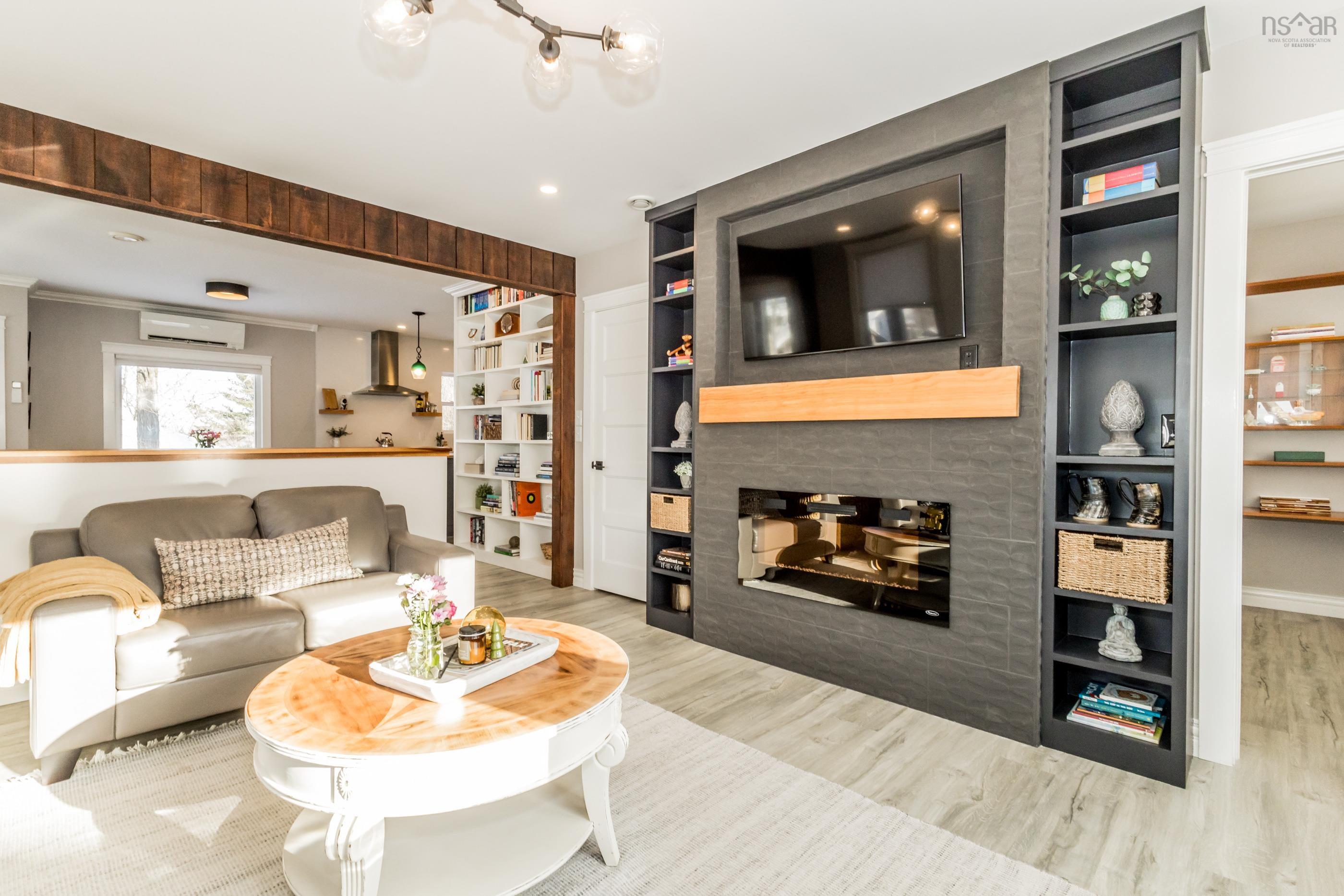 $699,000.00: 15 Hillcrest Avenue, Wolfville